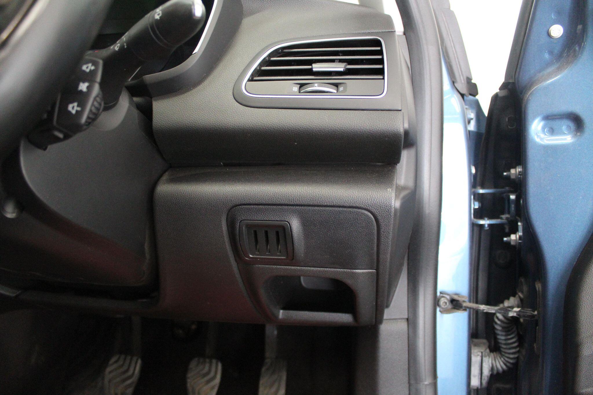 Renault Megane view 42