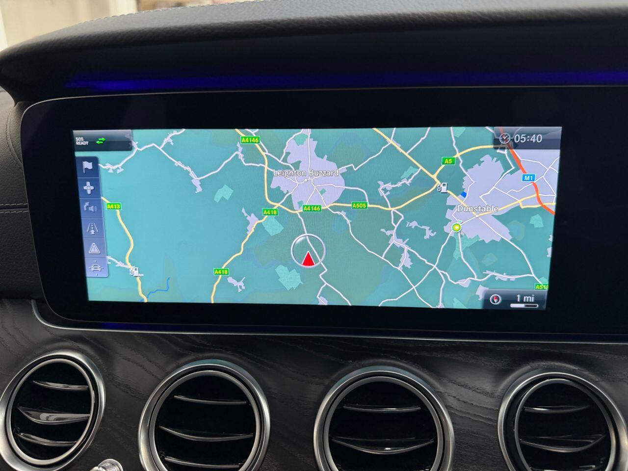 Mercedes-Benz E Class view 42