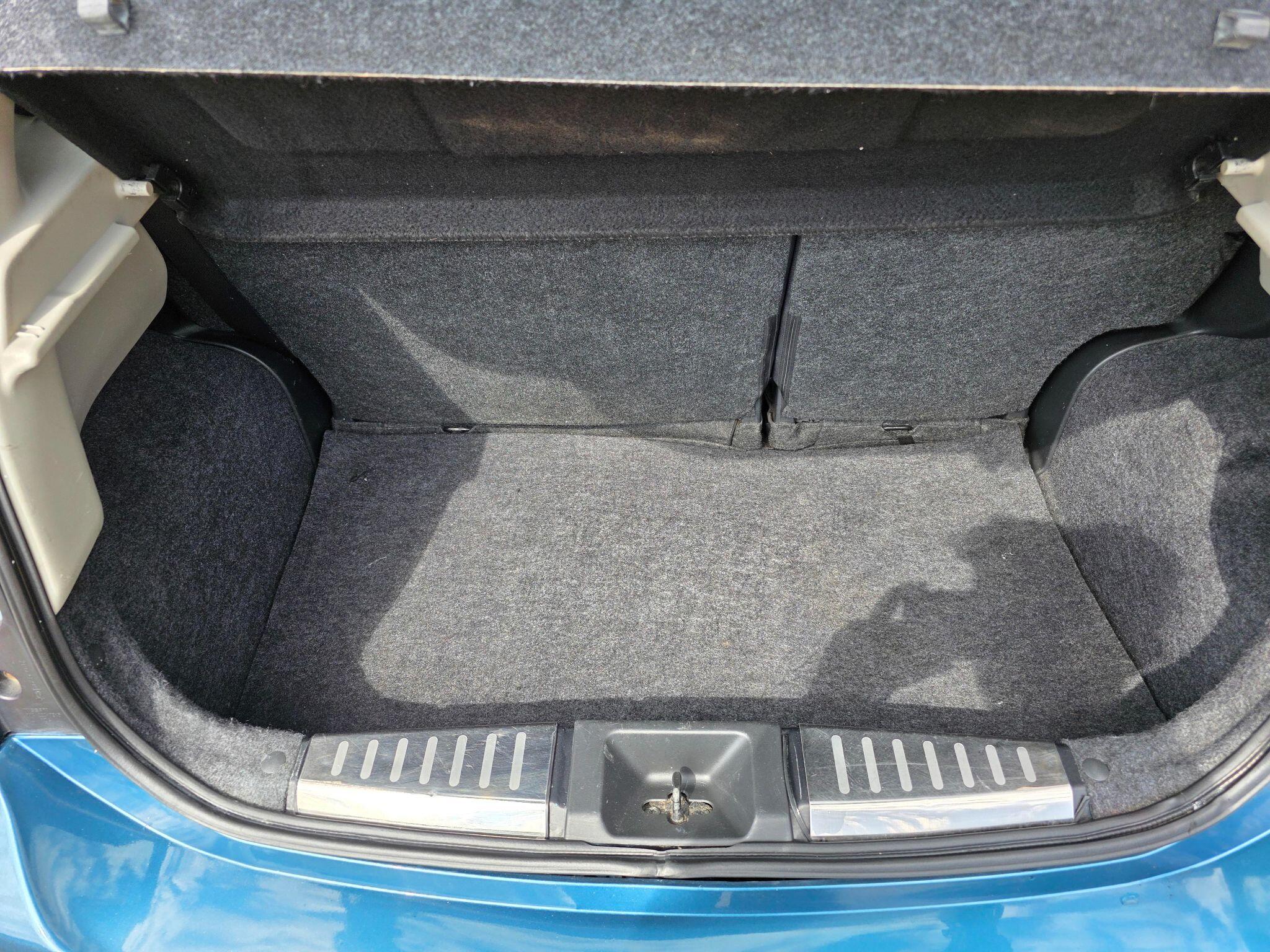 Nissan Micra view 49