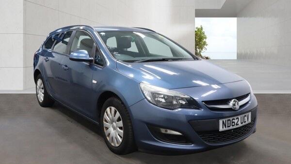 Vauxhall Astra view 2