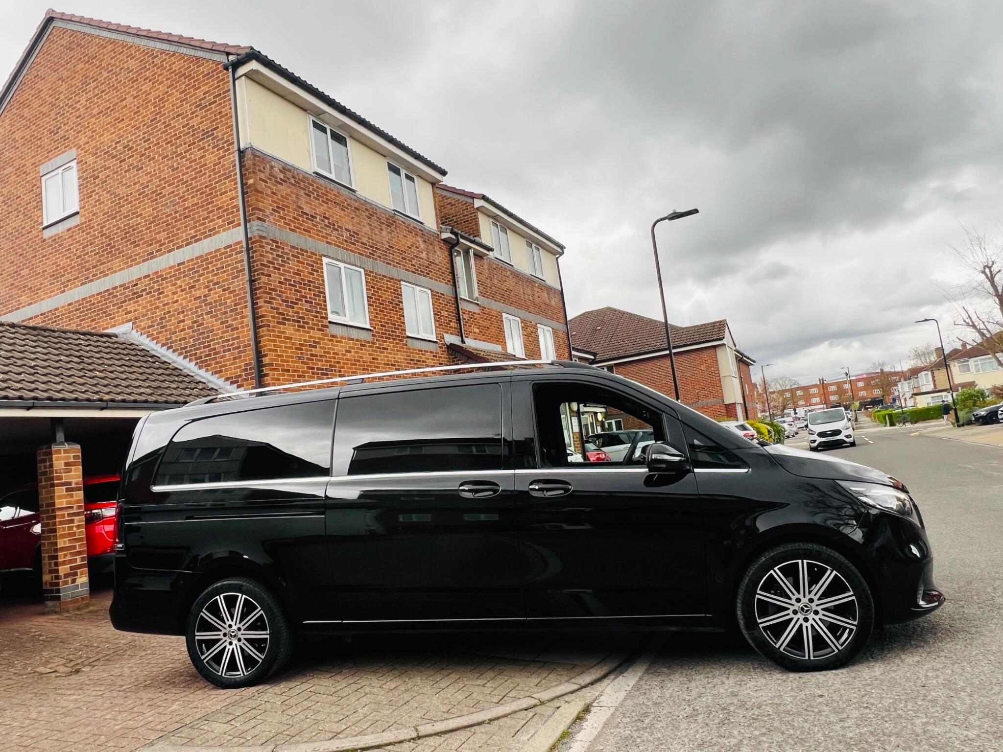Mercedes-Benz V Class view 26