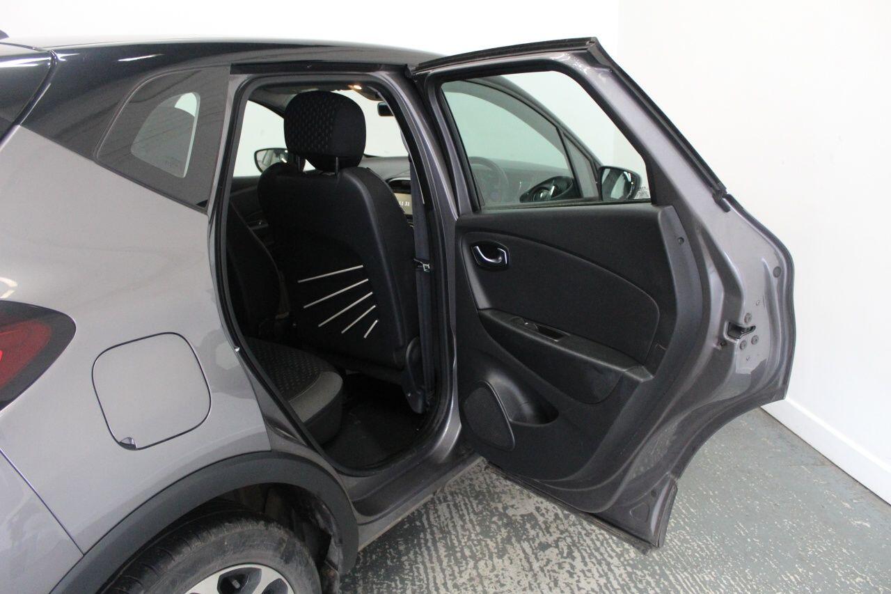 Renault Captur view 24