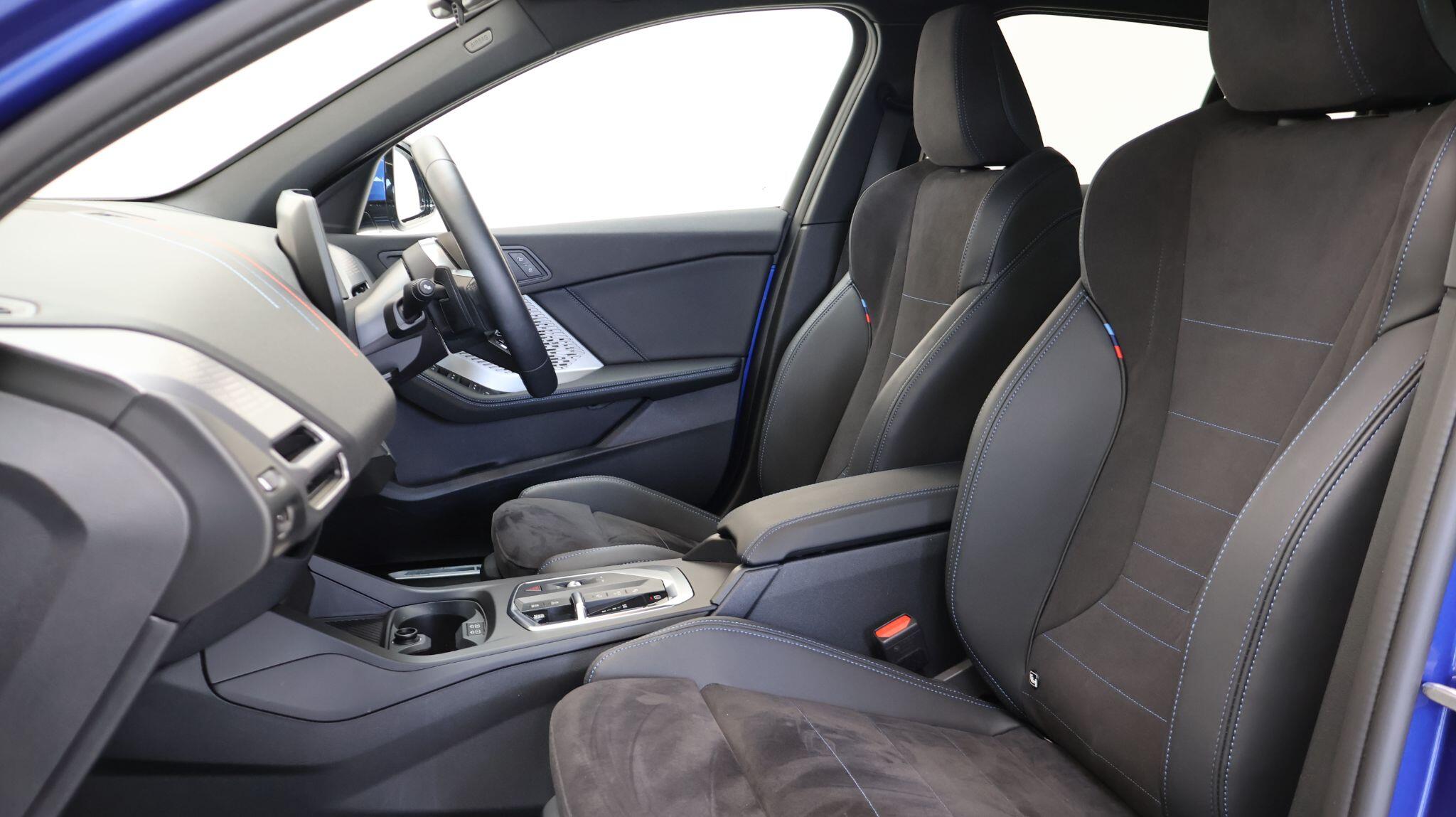 BMW 1 Series view 42