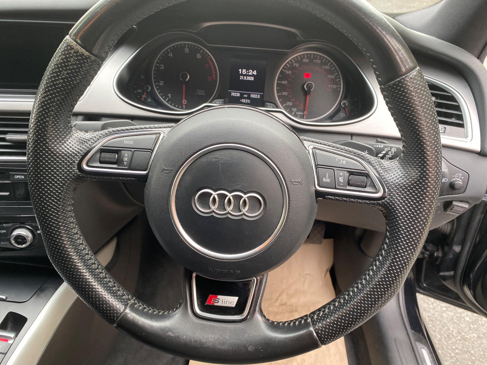 Audi A4 Avant 2.0 TFSI S line S Tronic quattro Euro 5 (s/s) 5dr