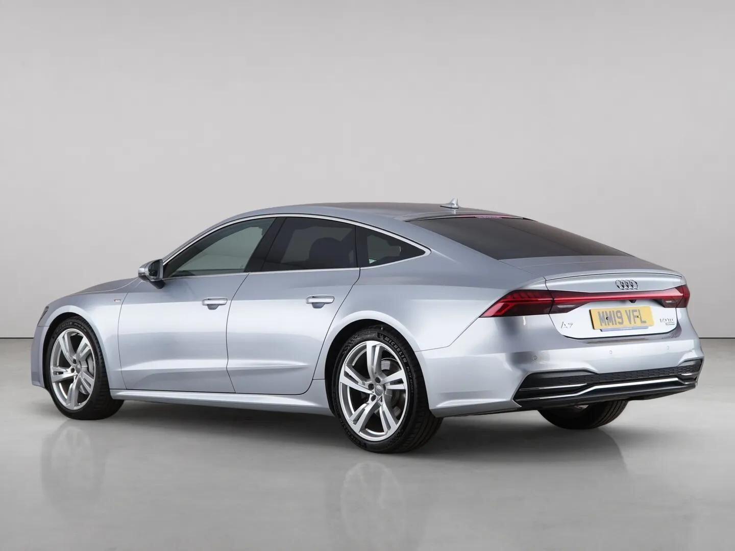 Audi A7 view 8