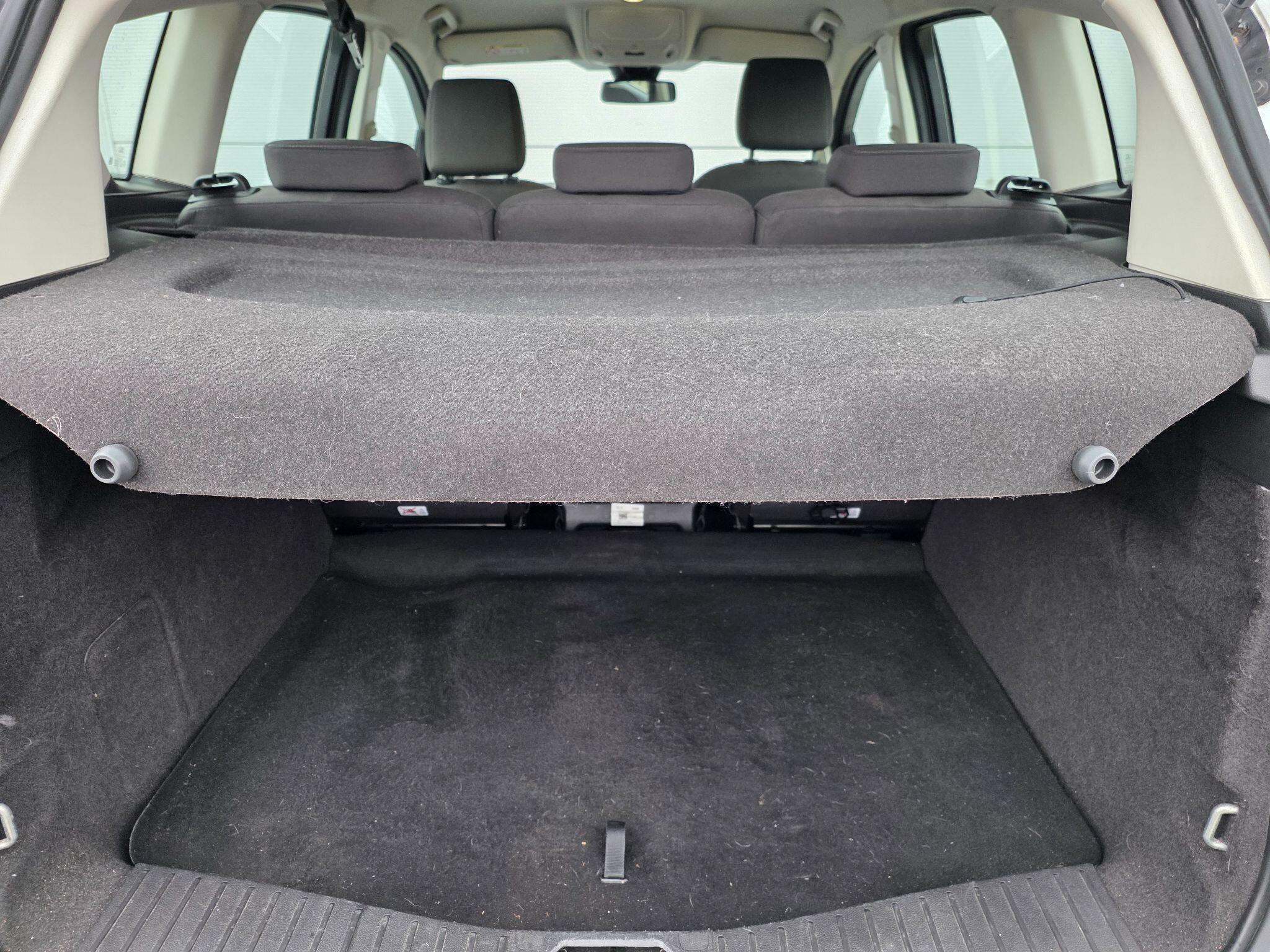 Ford C-Max view 20
