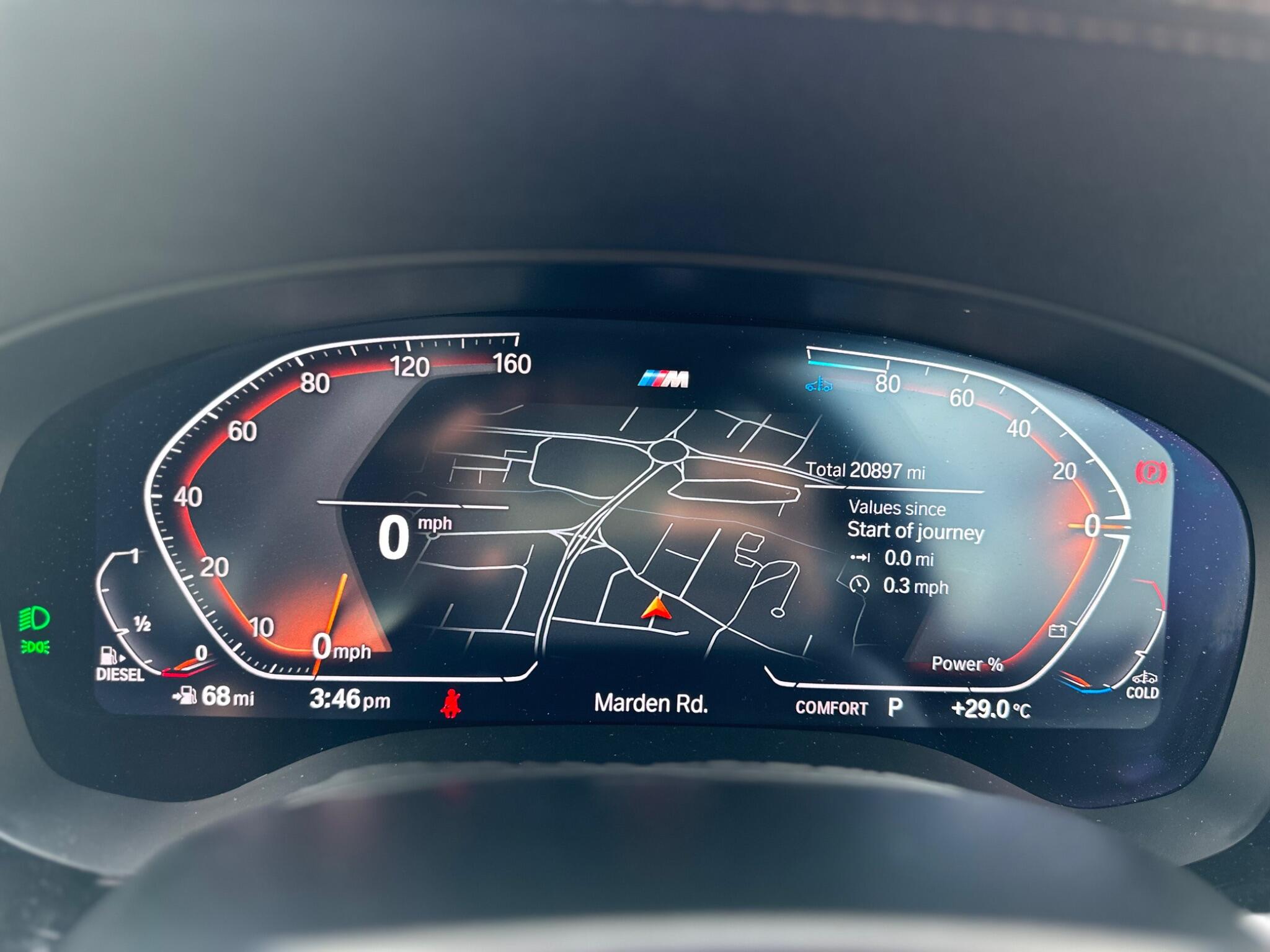 BMW 5 Series view 27