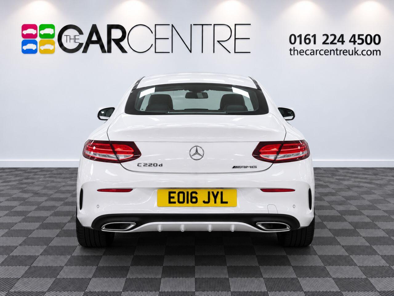 Mercedes-Benz C-Class view 8