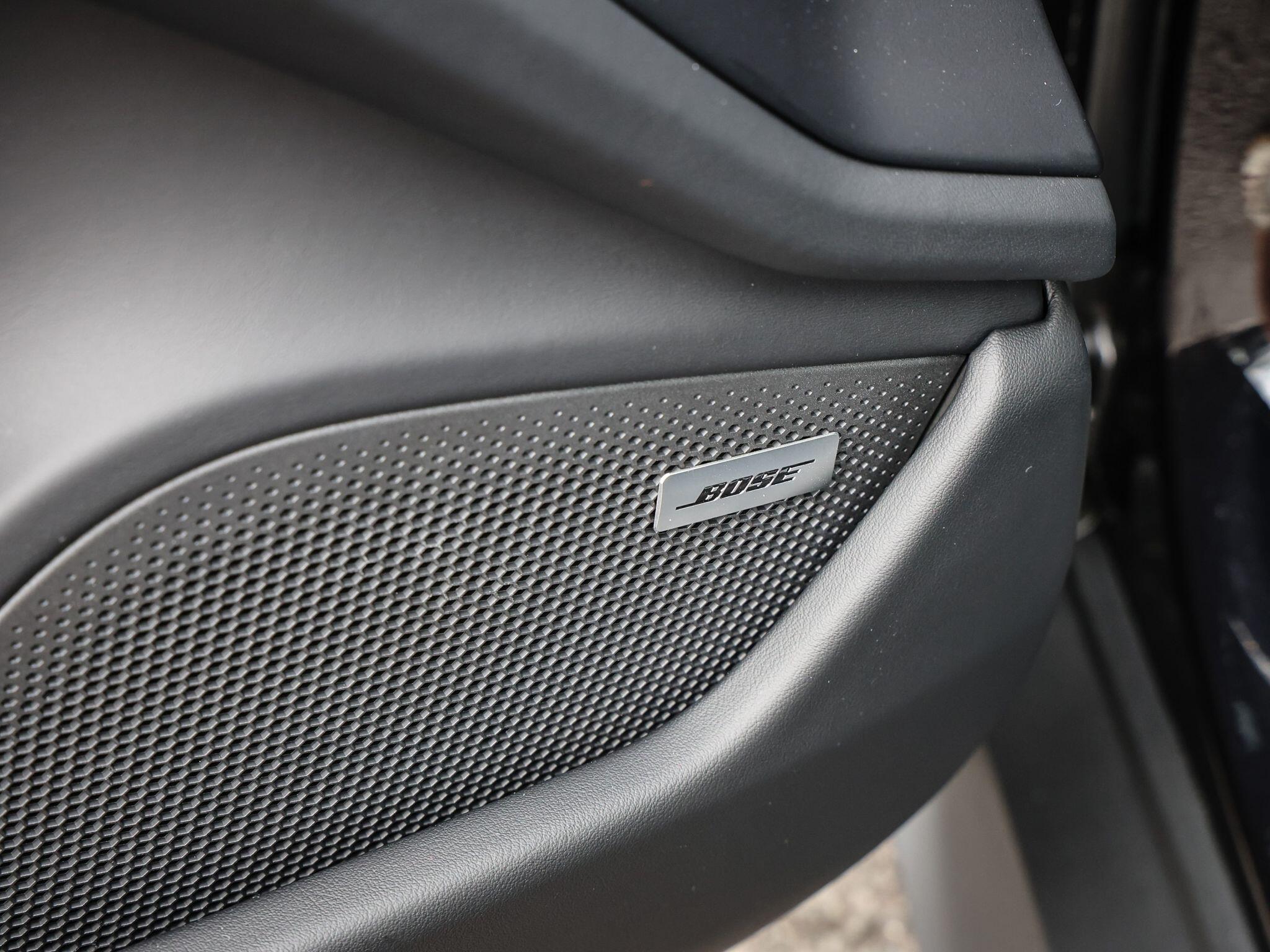 Porsche Taycan view 34