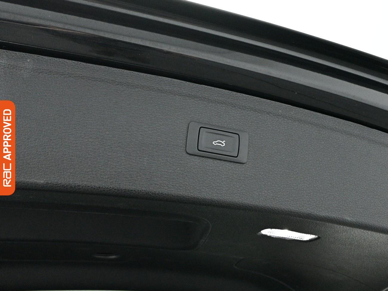 Audi Q5 view 28