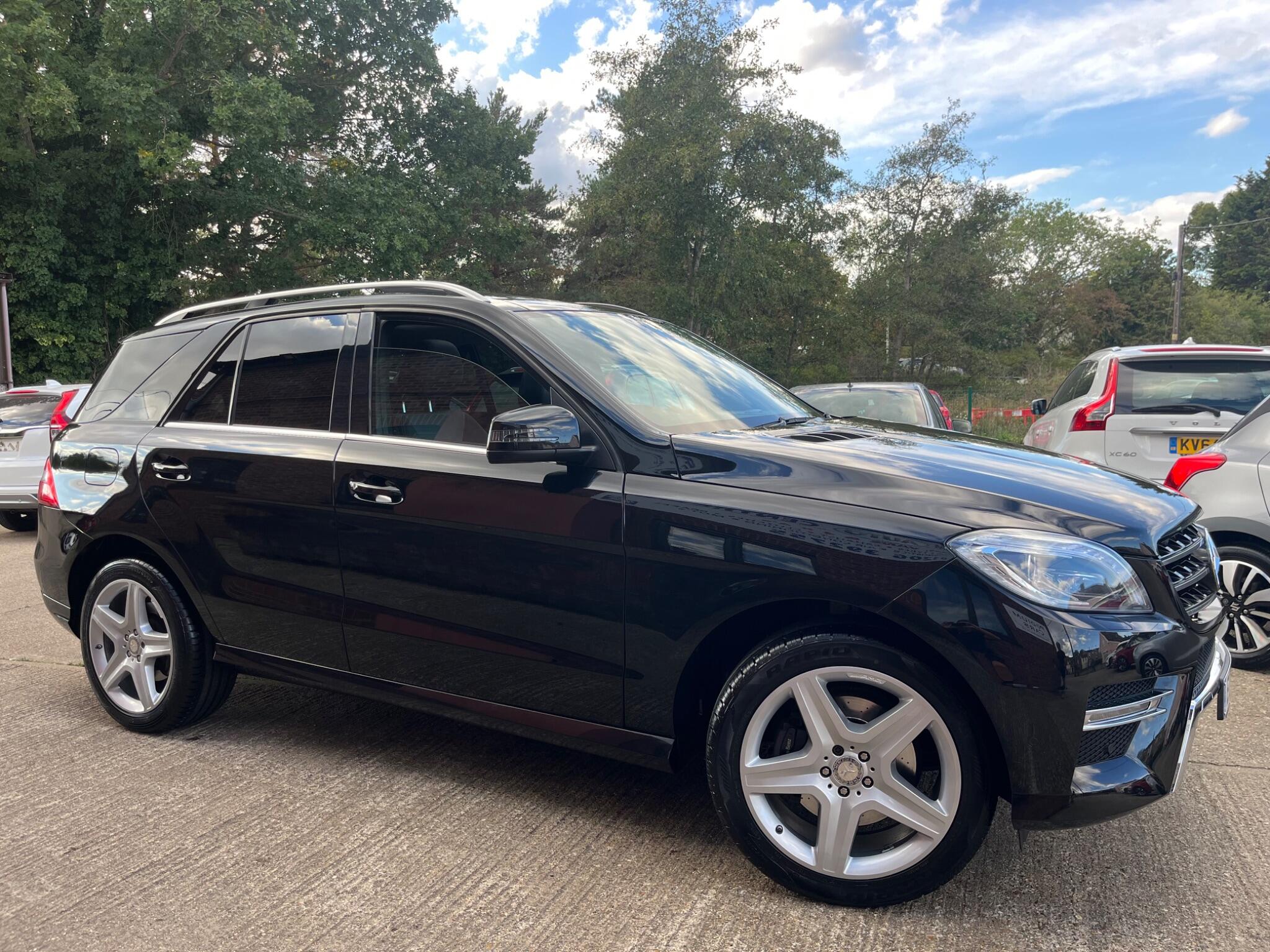 Mercedes-Benz M-Class view 94