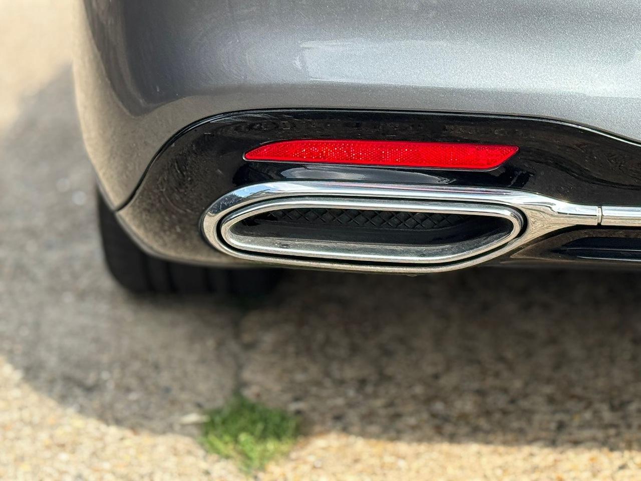 Mercedes-Benz S Class view 19