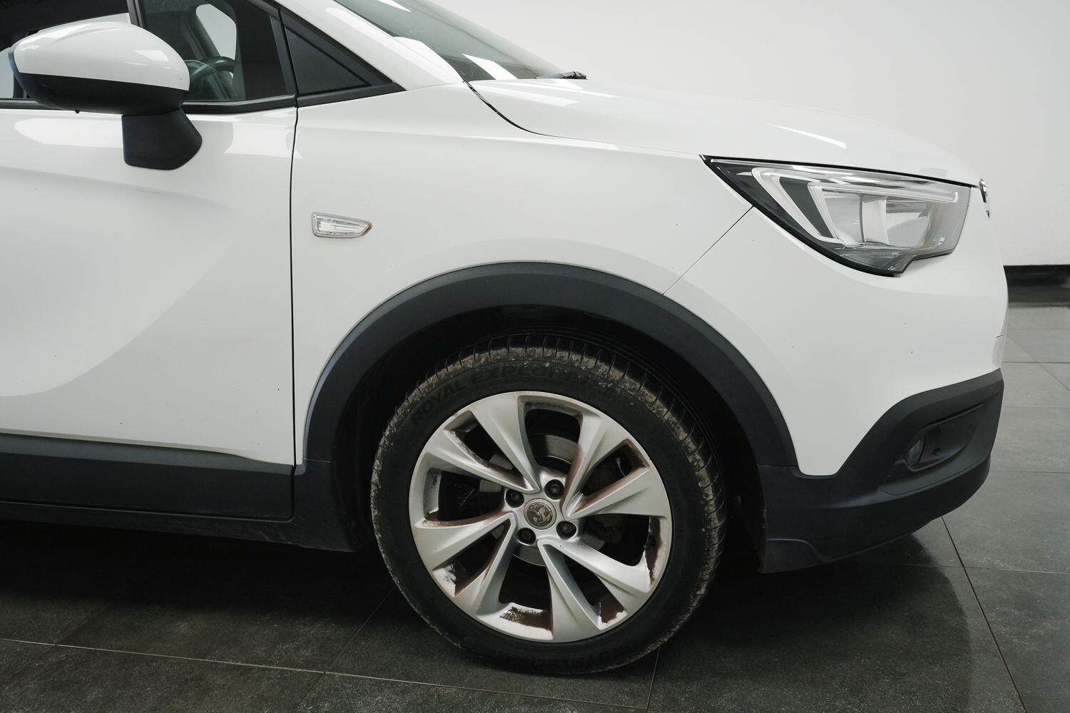 Vauxhall Crossland X view 5