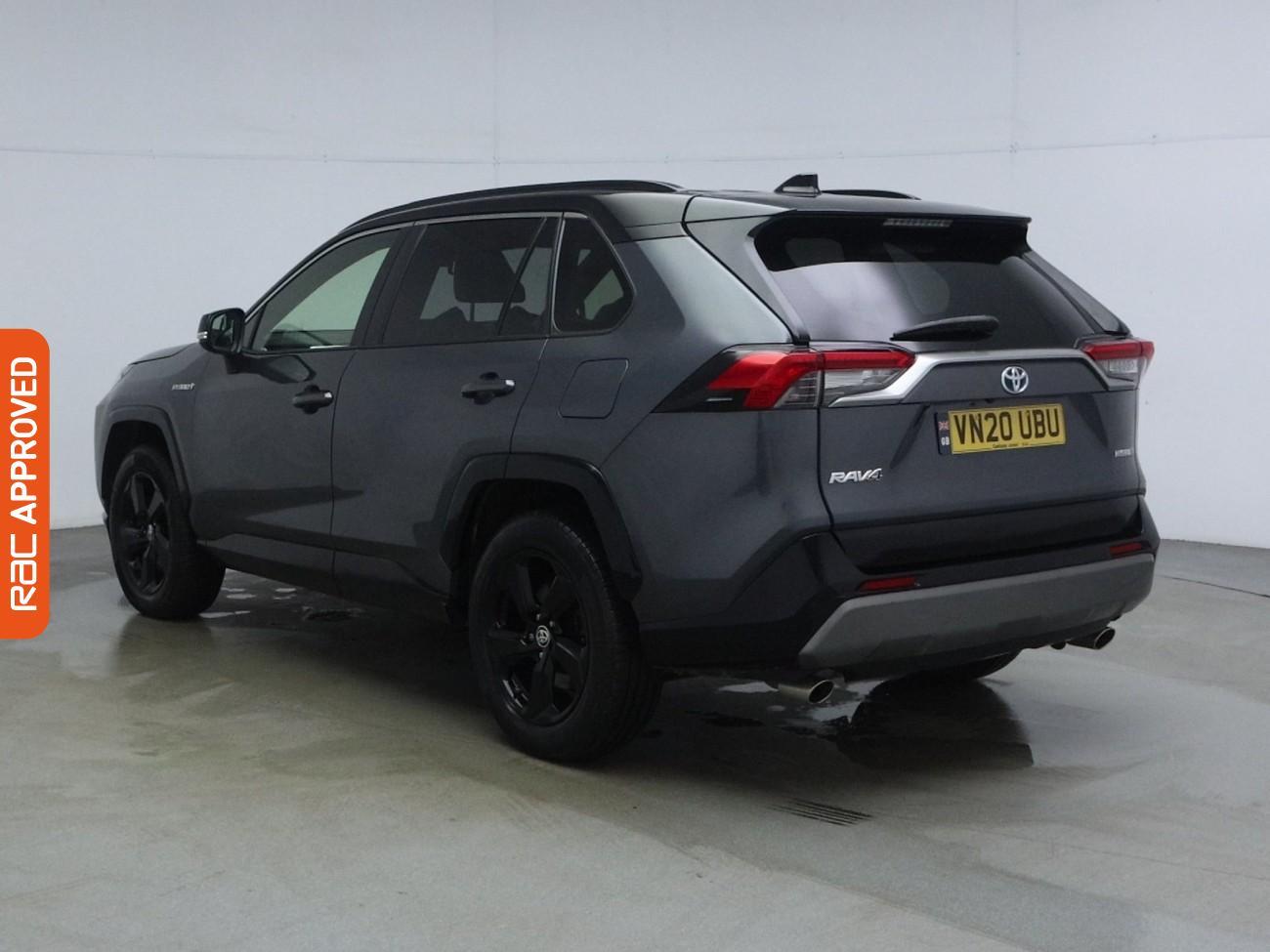Toyota RAV4 view 4