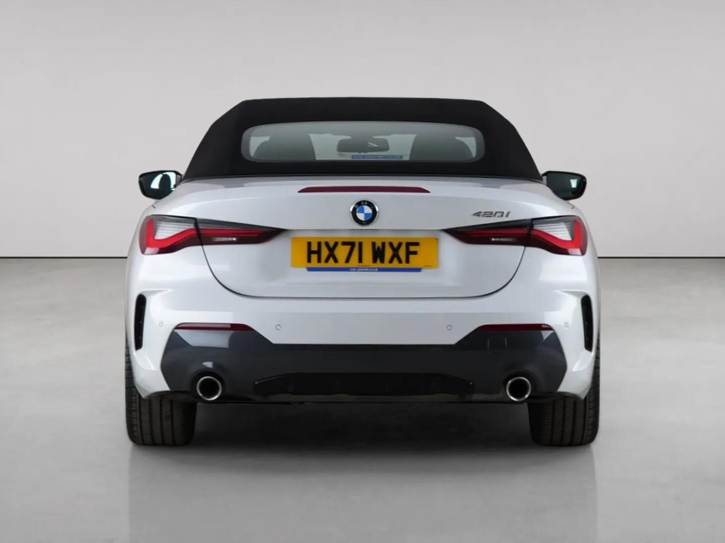 BMW 4 Series view 9