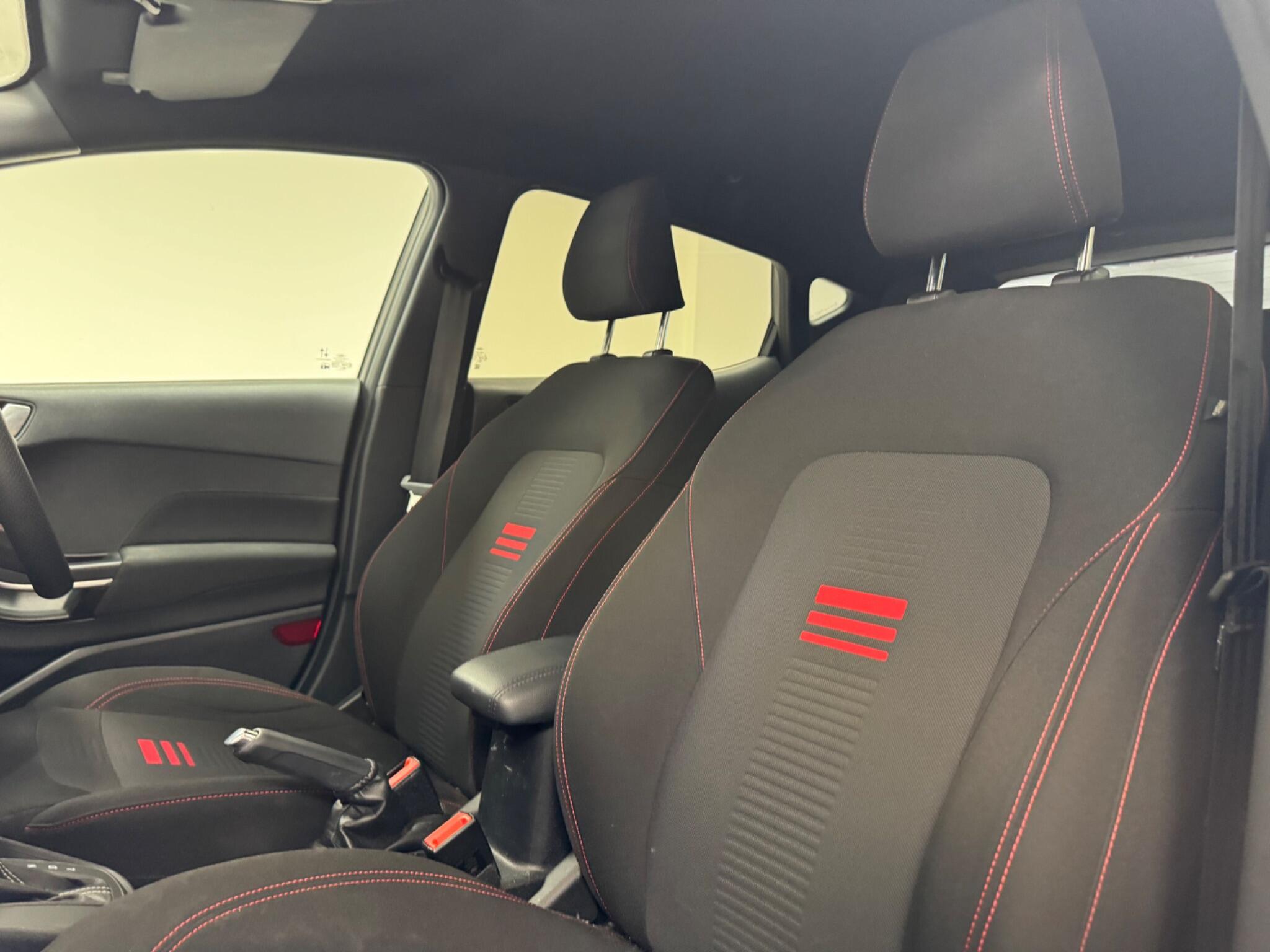 Ford Fiesta view 23