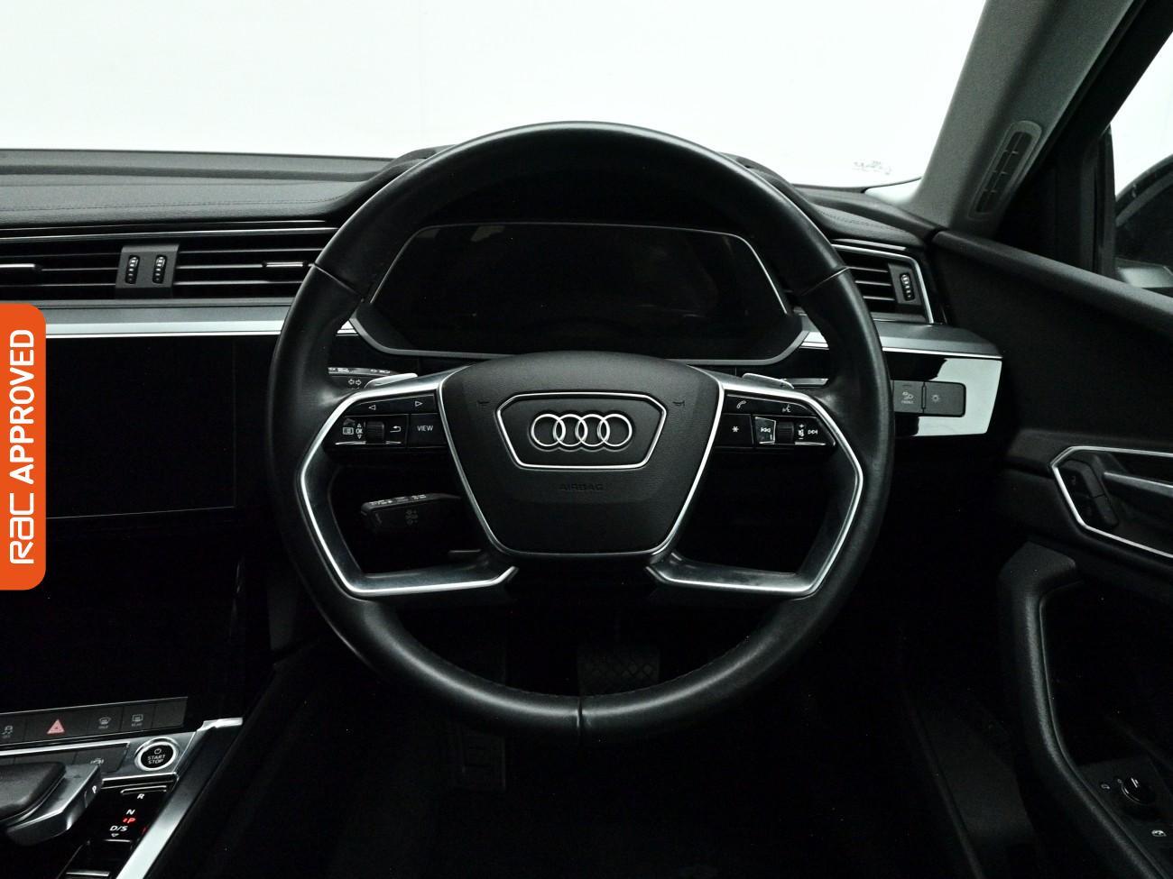 Audi E-Tron view 10