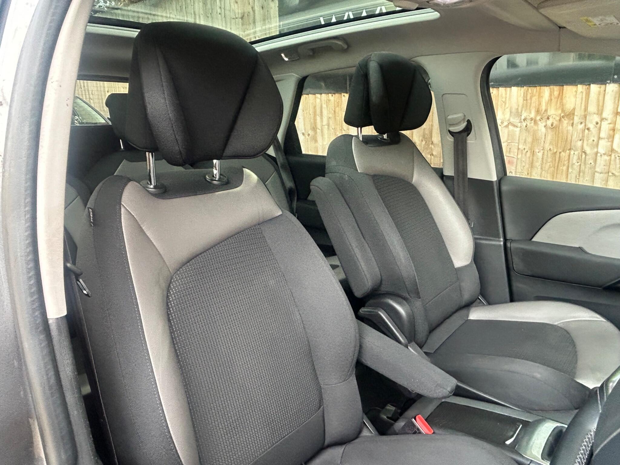 Citroen C4 Spacetourer view 36