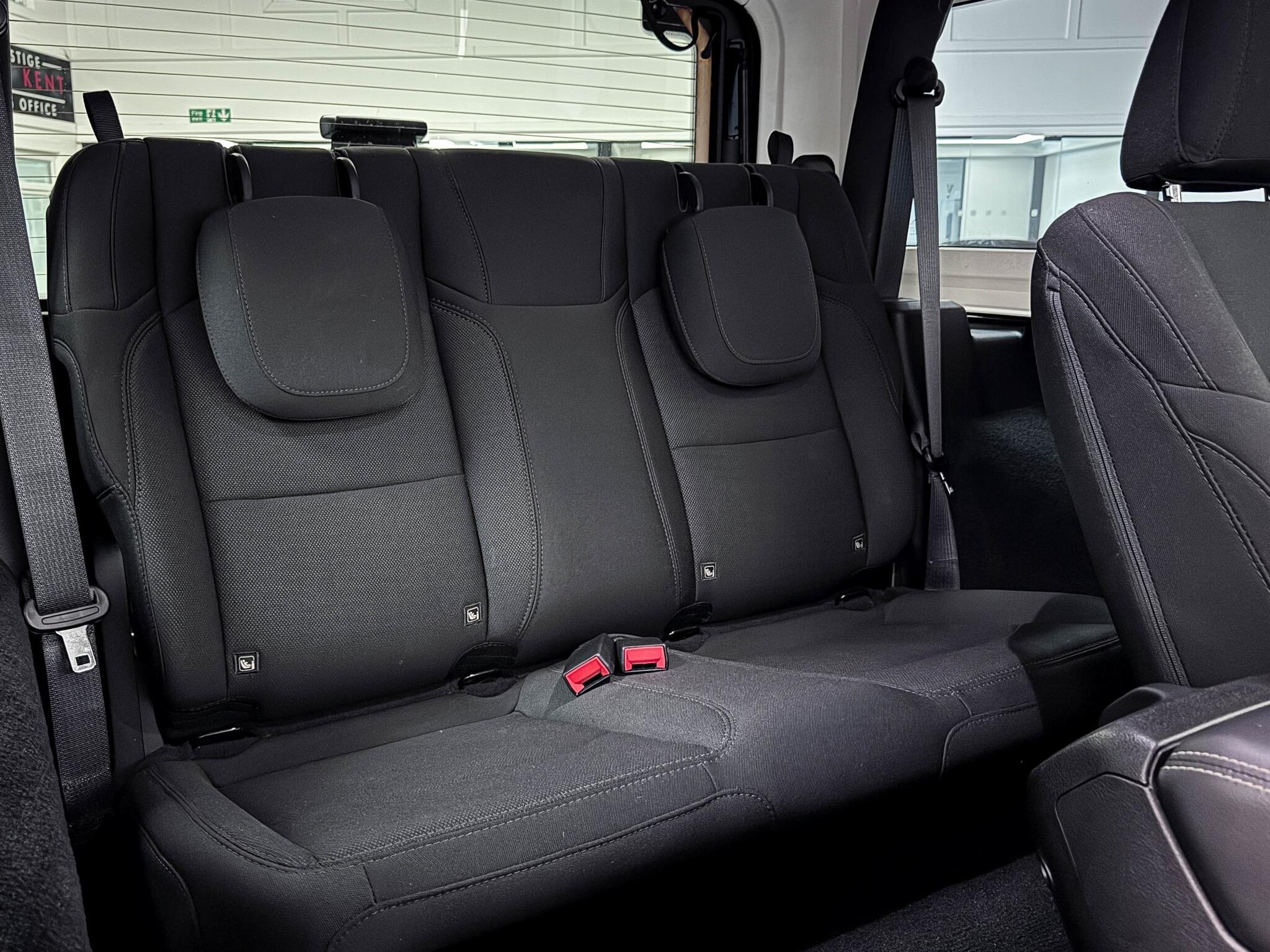 Jeep Wrangler view 22