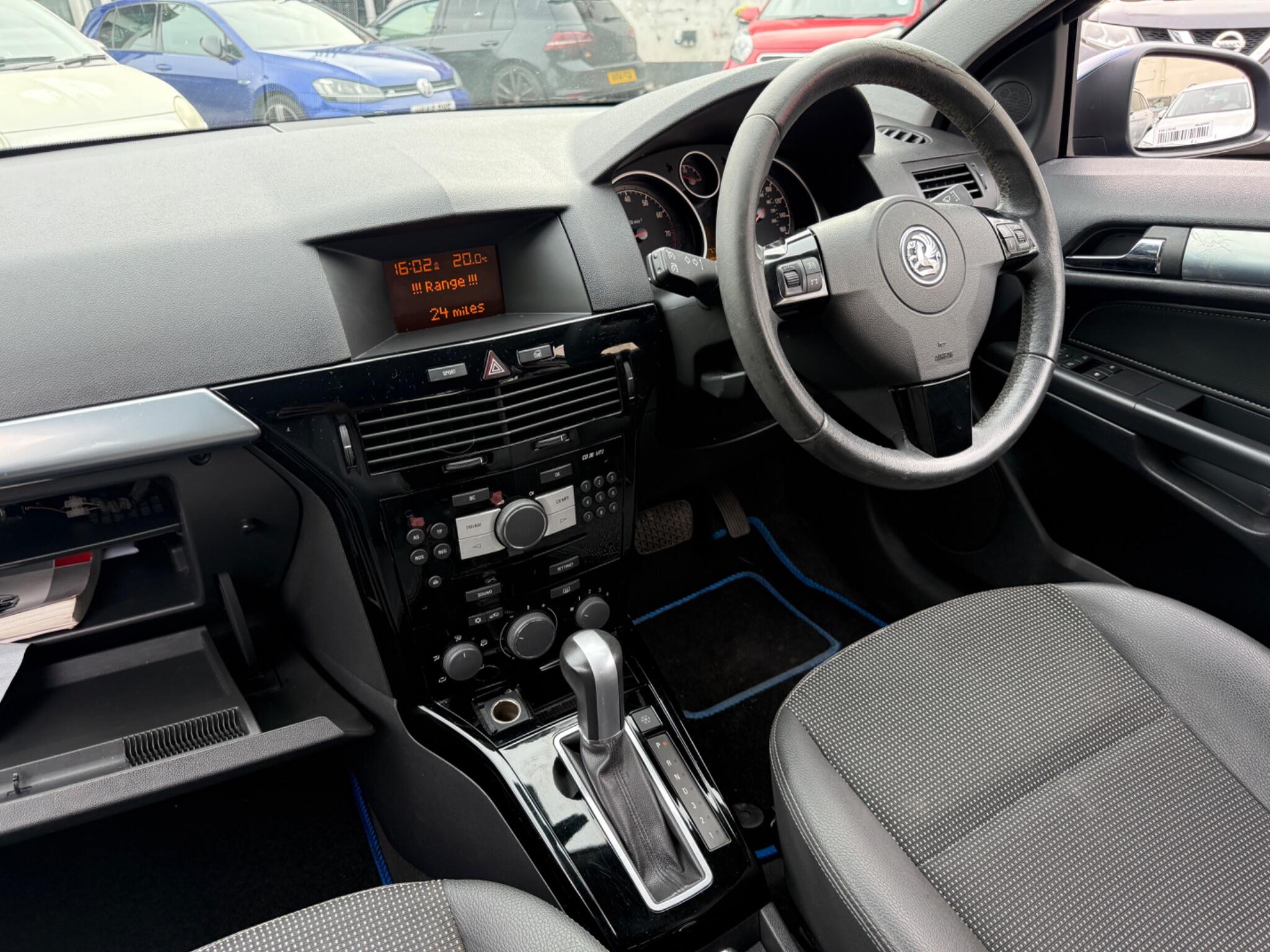 Vauxhall Astra - Image 45