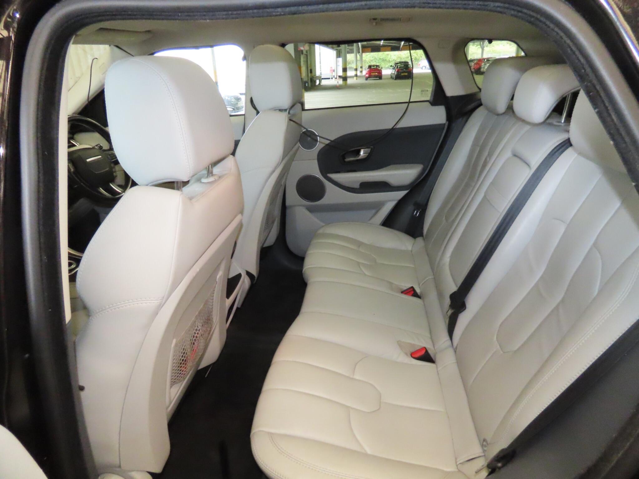 Land Rover Range Rover Evoque view 9