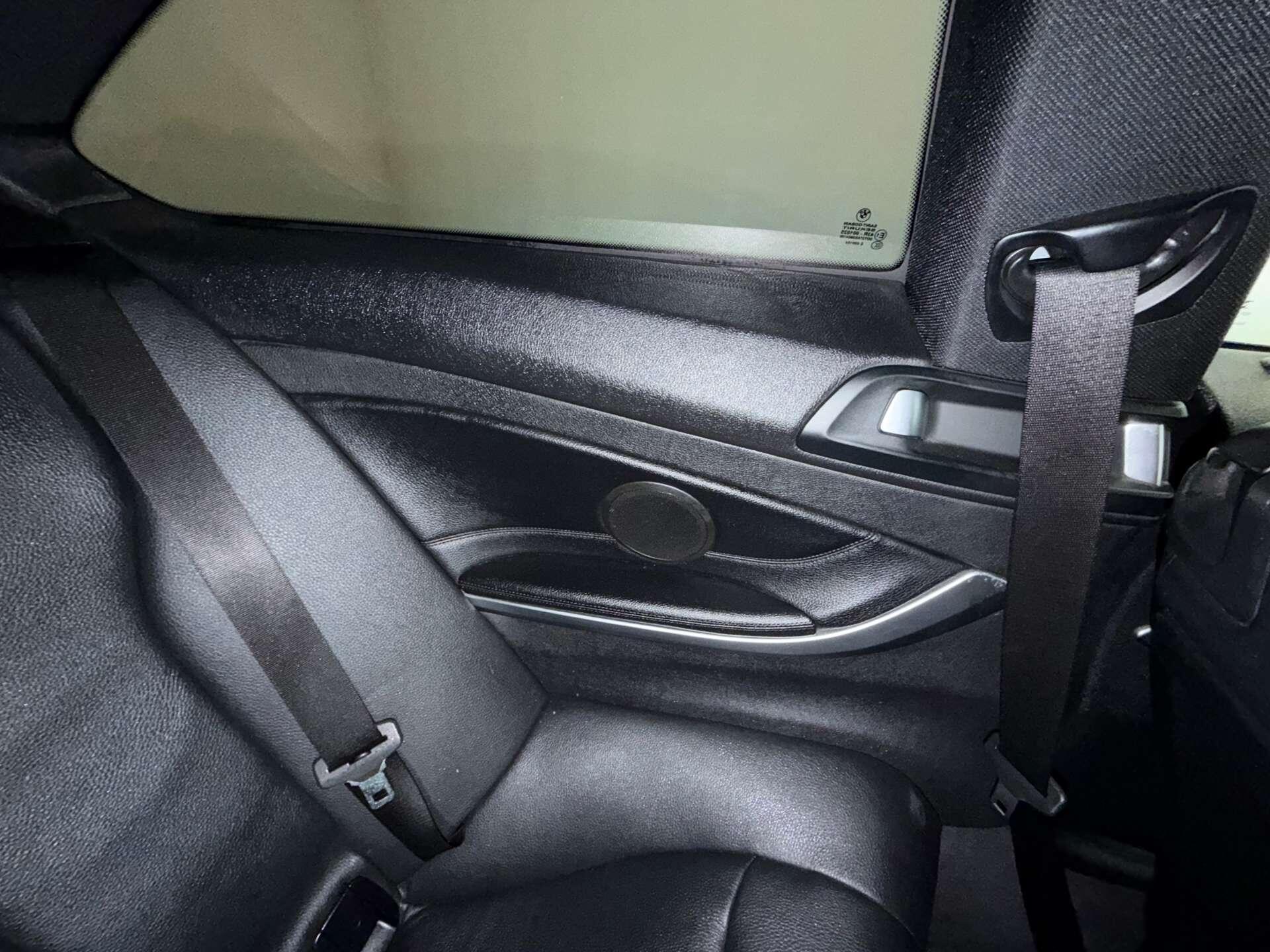 BMW 4 Series view 18