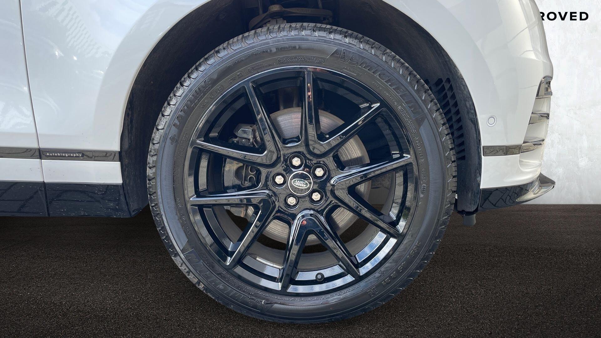 Land Rover Range Rover Velar view 8