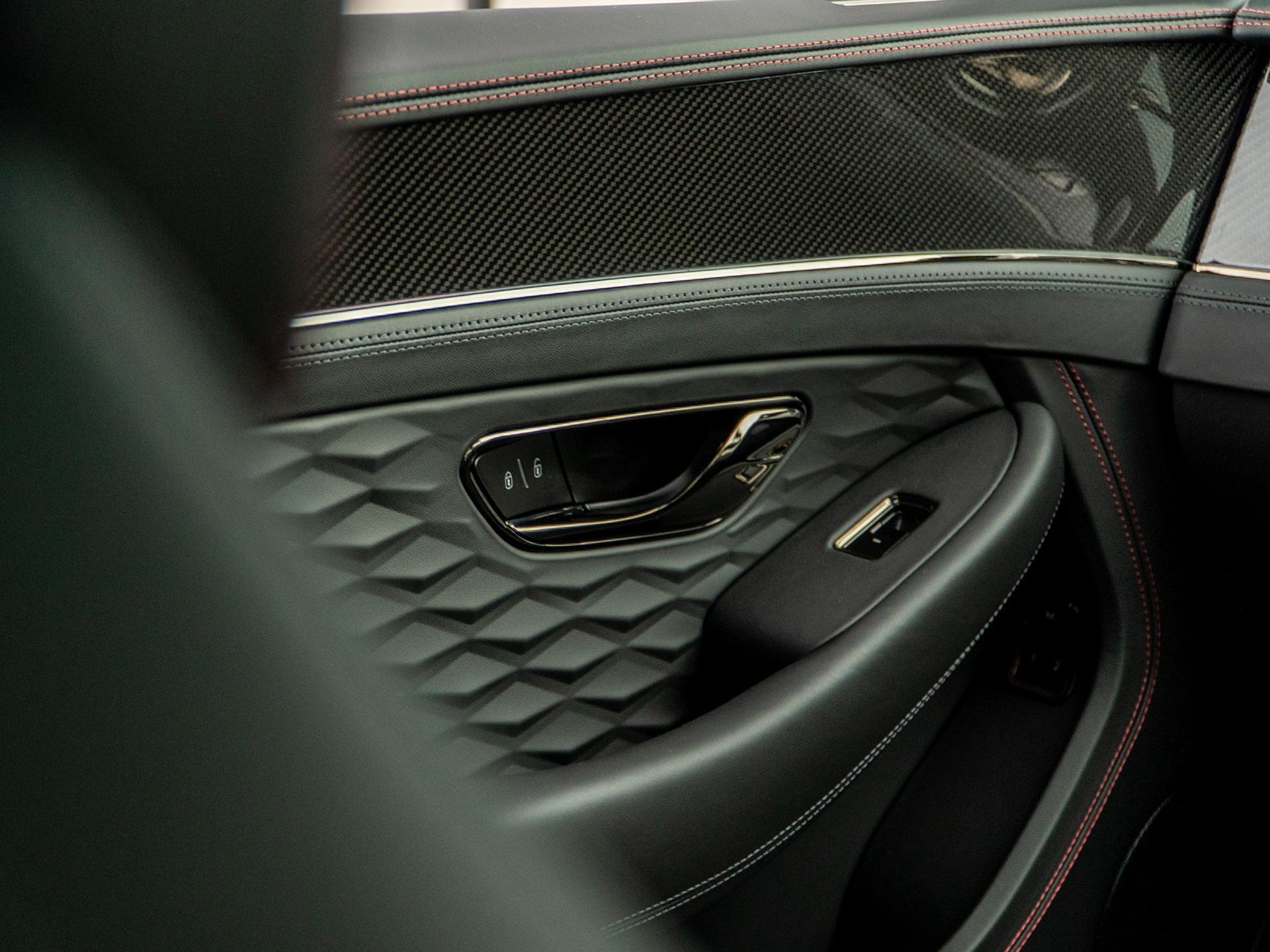 Bentley Continental view 32