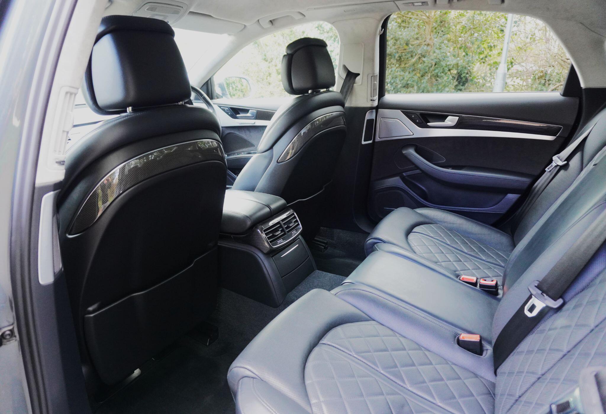 Audi S8 view 66
