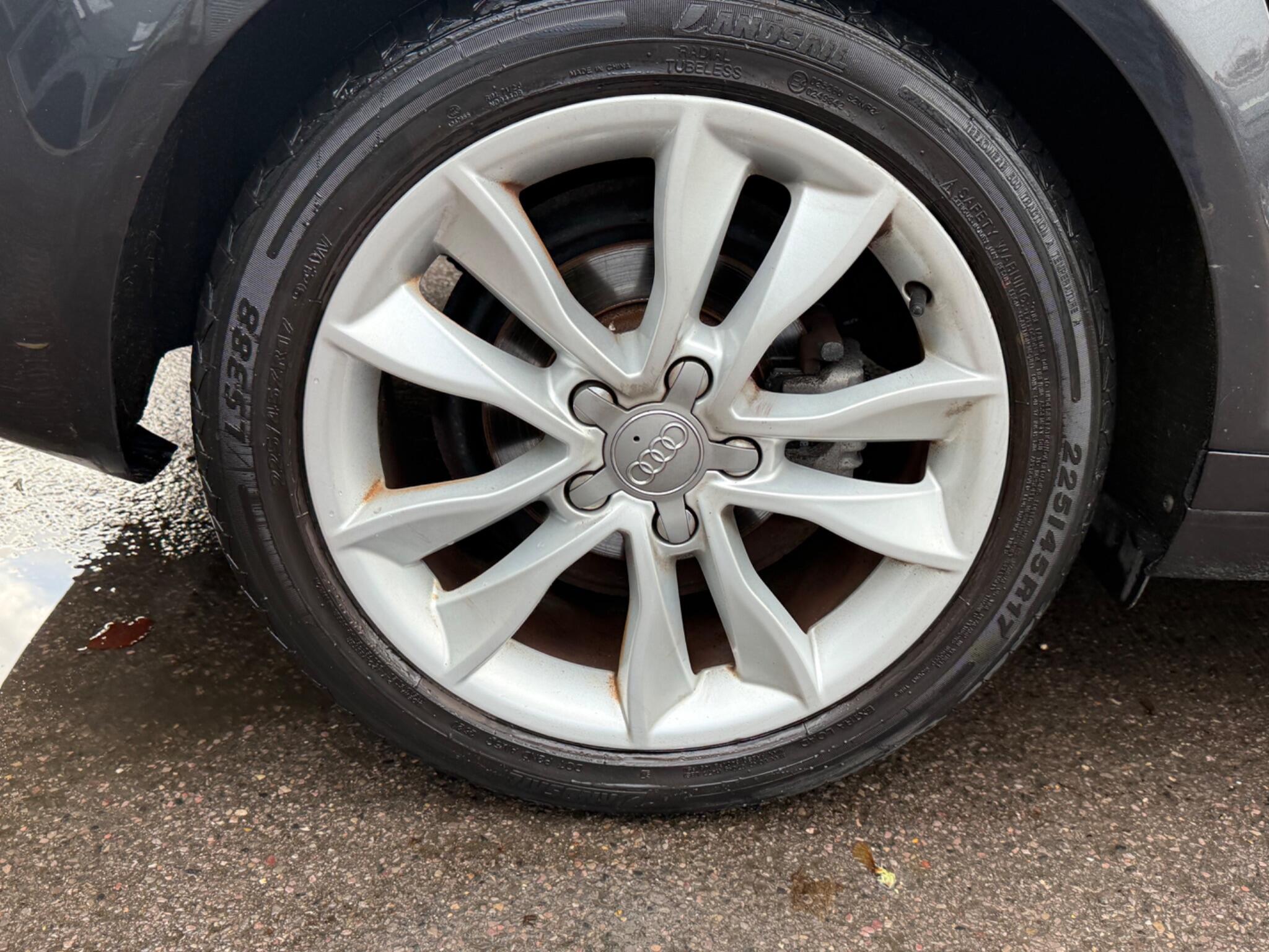 2012 Audi A3 1.6 TDI Sport Sportback Euro 5 (s/s) 5dr image 9