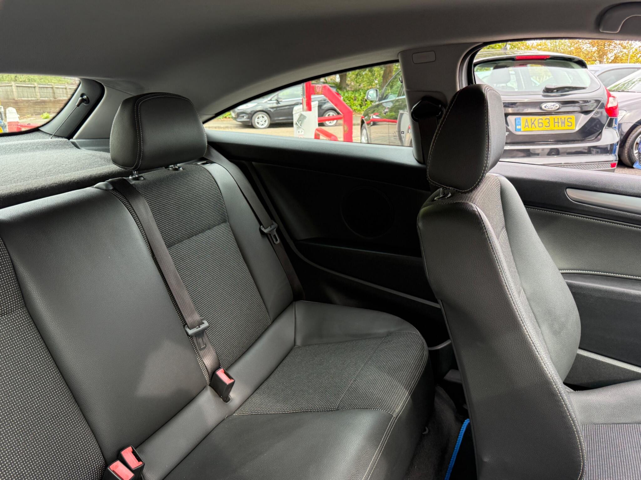 Vauxhall Astra - Image 29