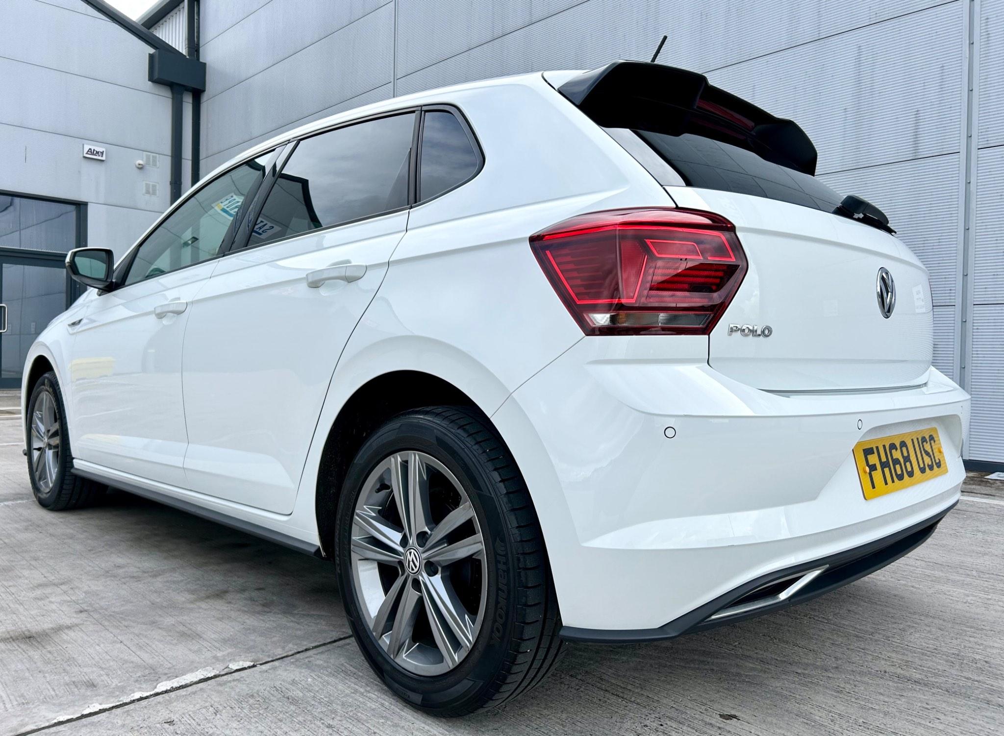 Volkswagen Polo view 5