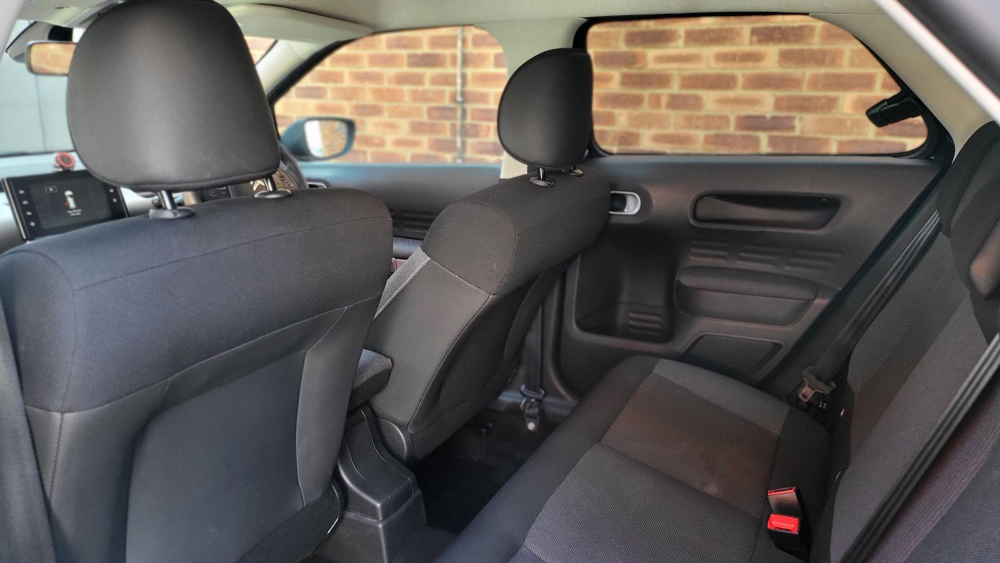 Citroen C4 Cactus view 16