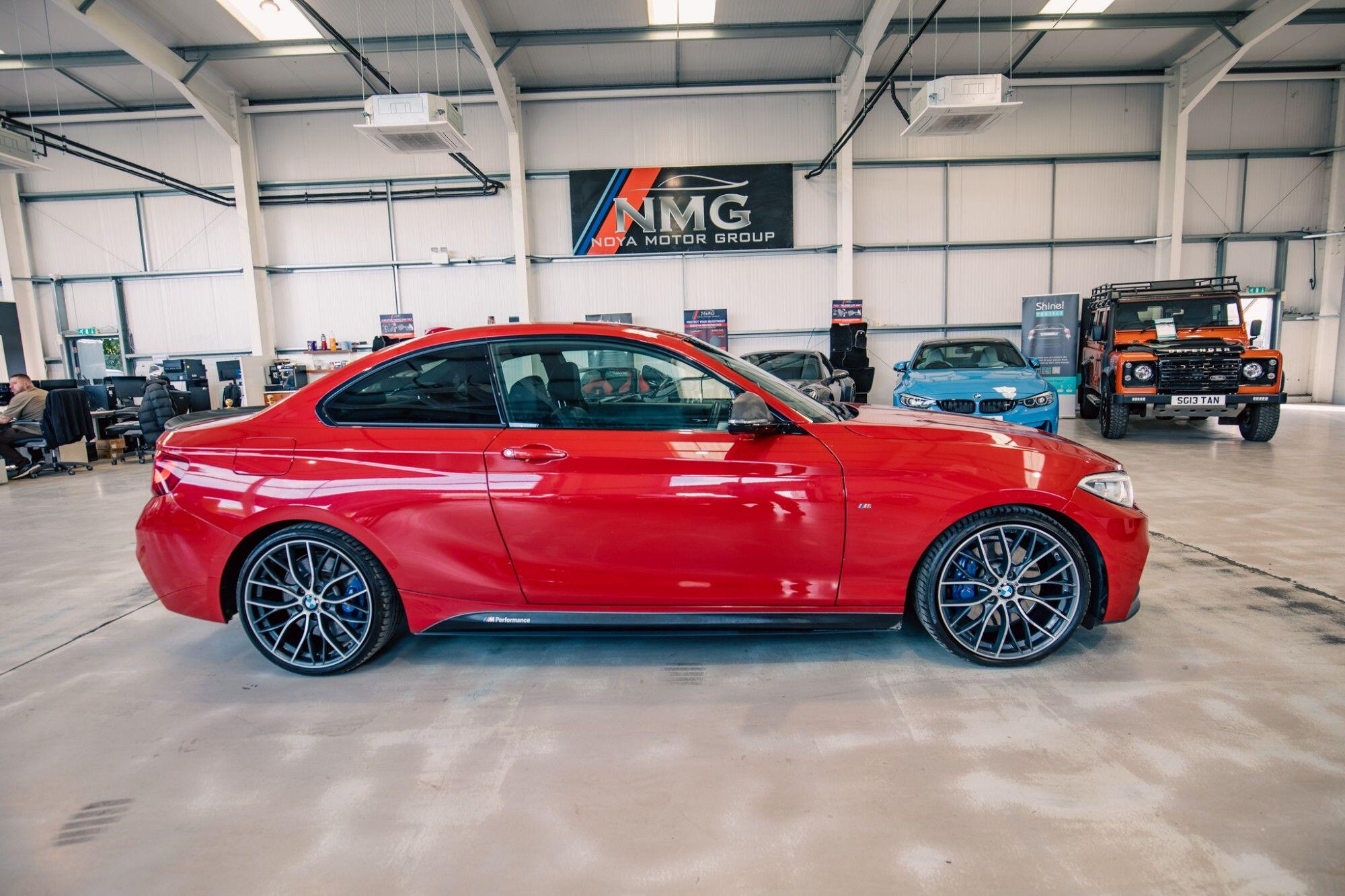 BMW 2 Series view 27