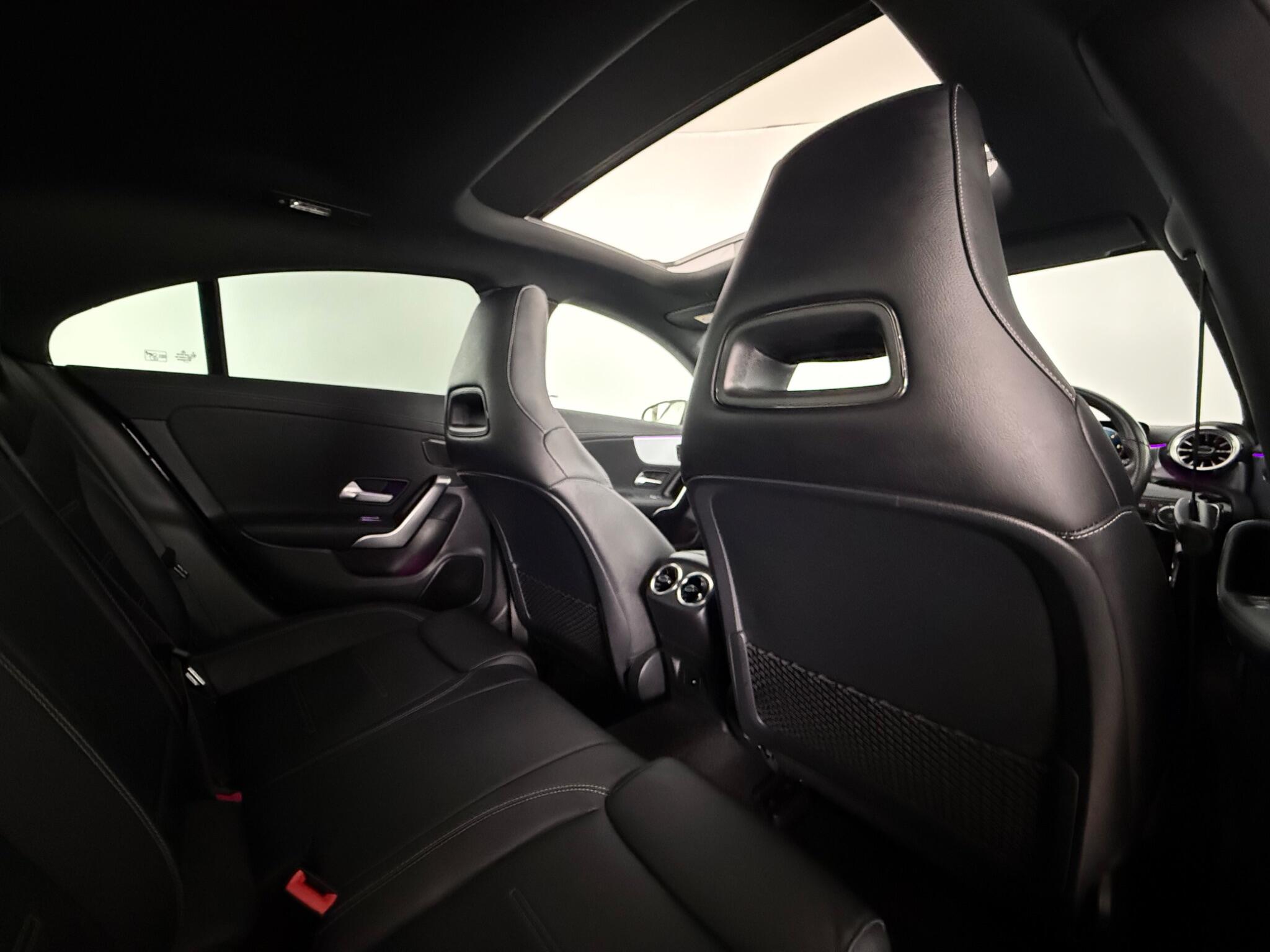 Mercedes-Benz CLA view 35