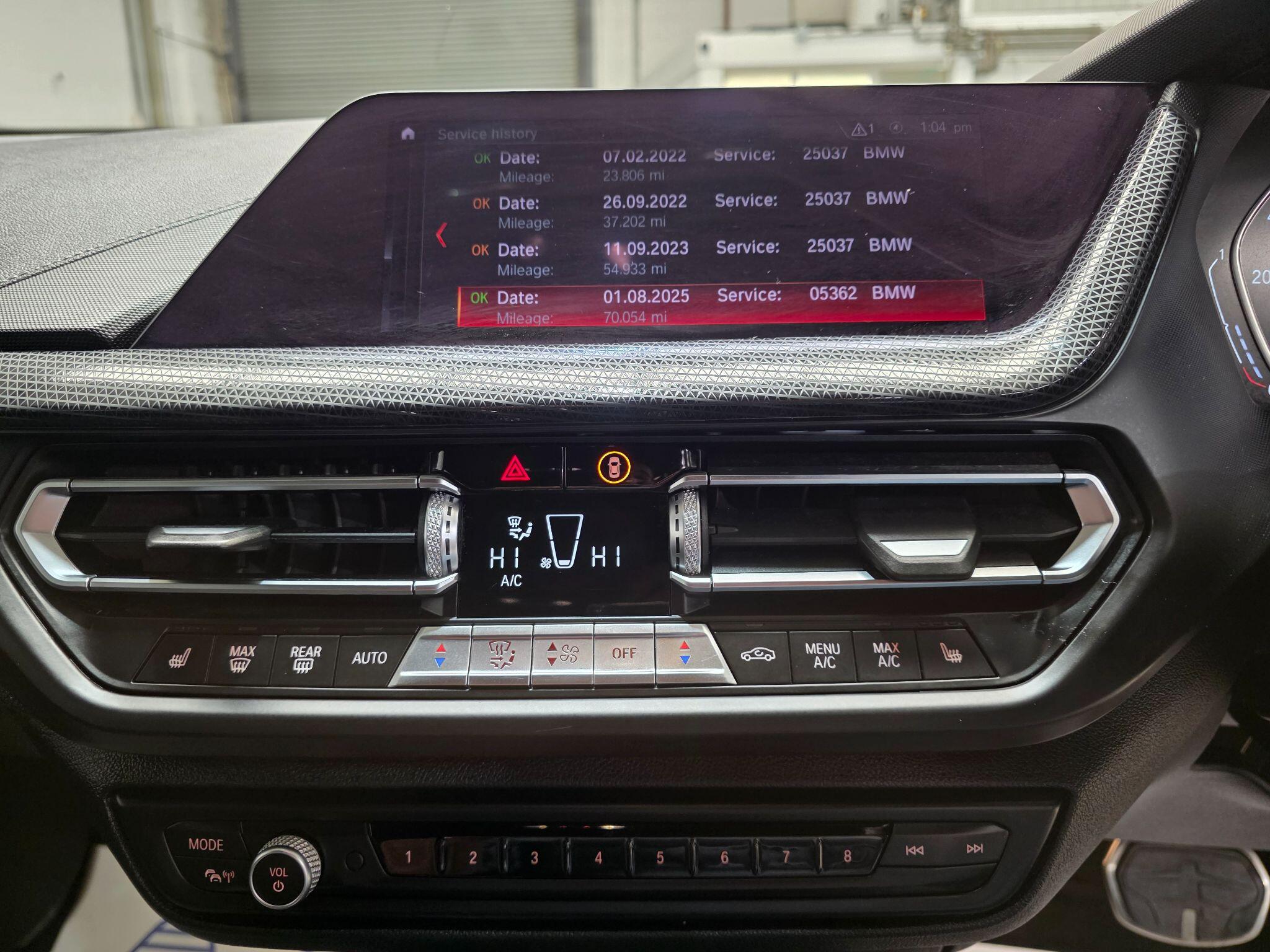 BMW 1 Series view 8