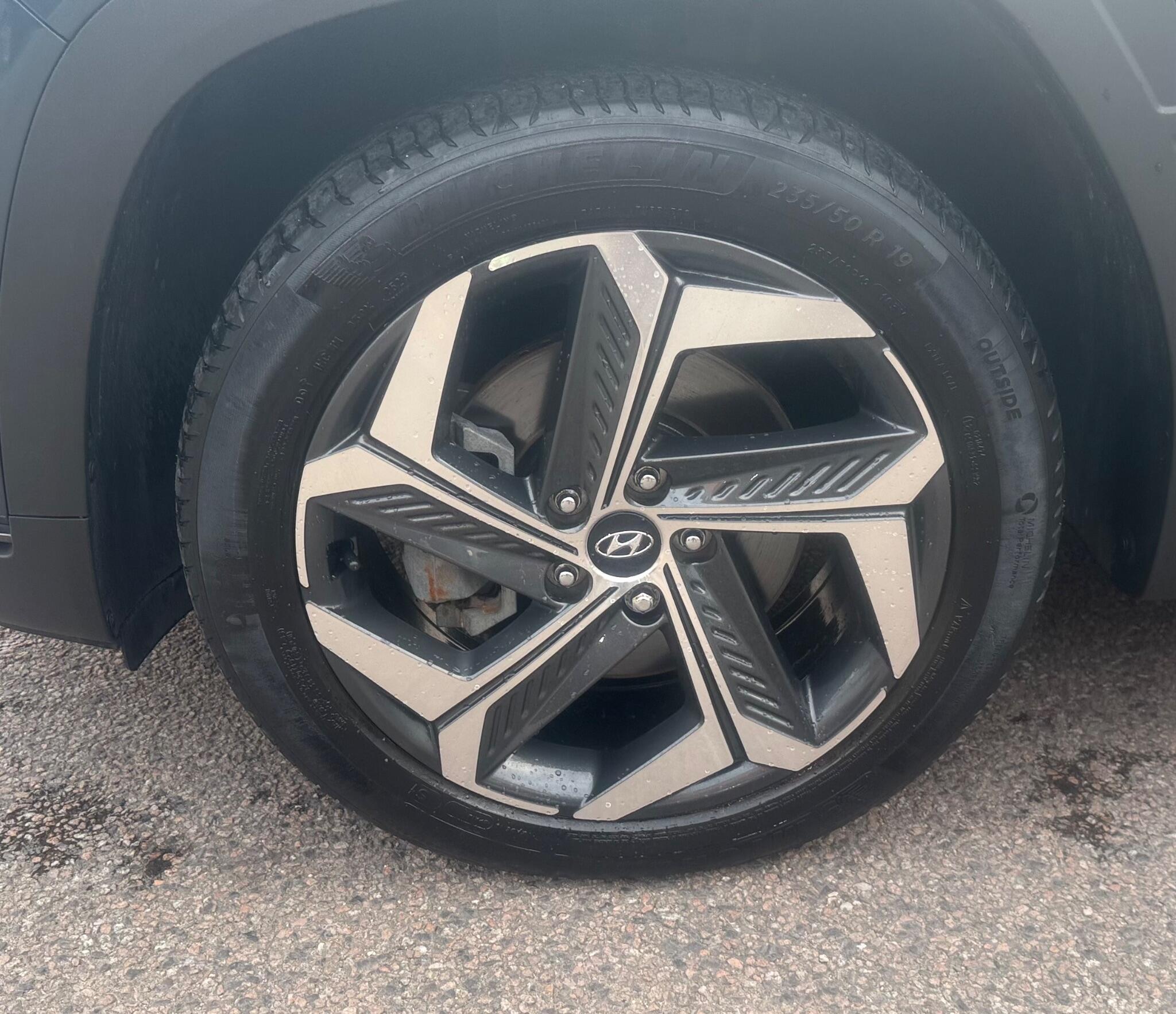 Hyundai Tucson view 21