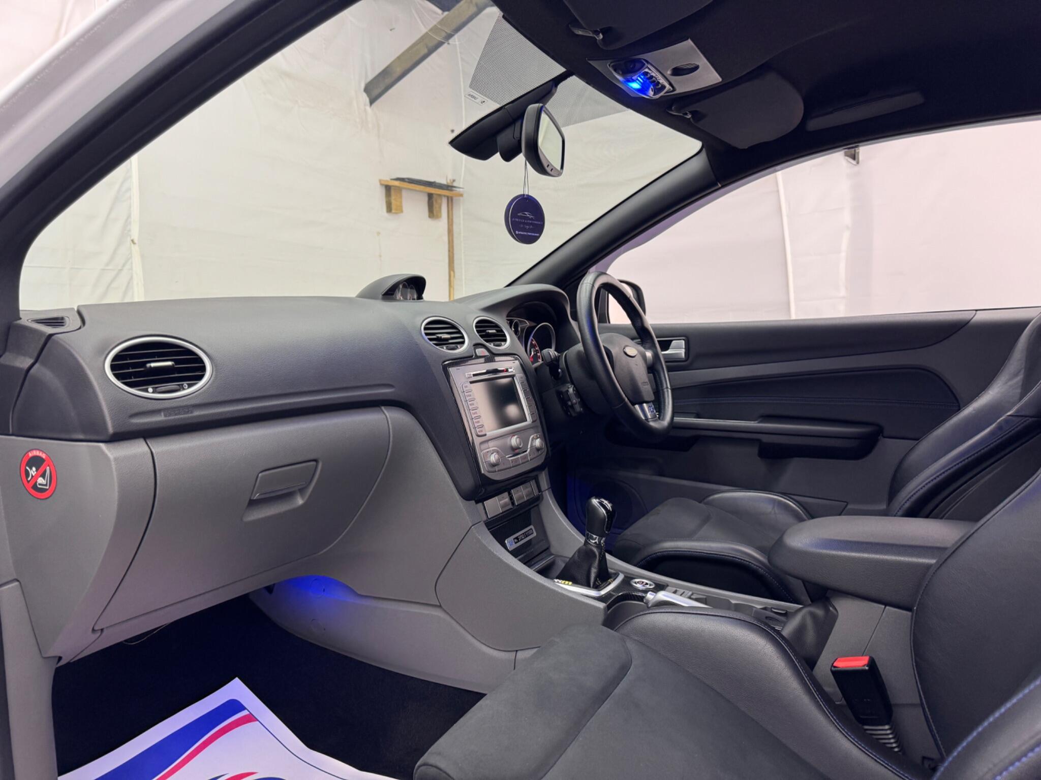 Ford Focus view 49