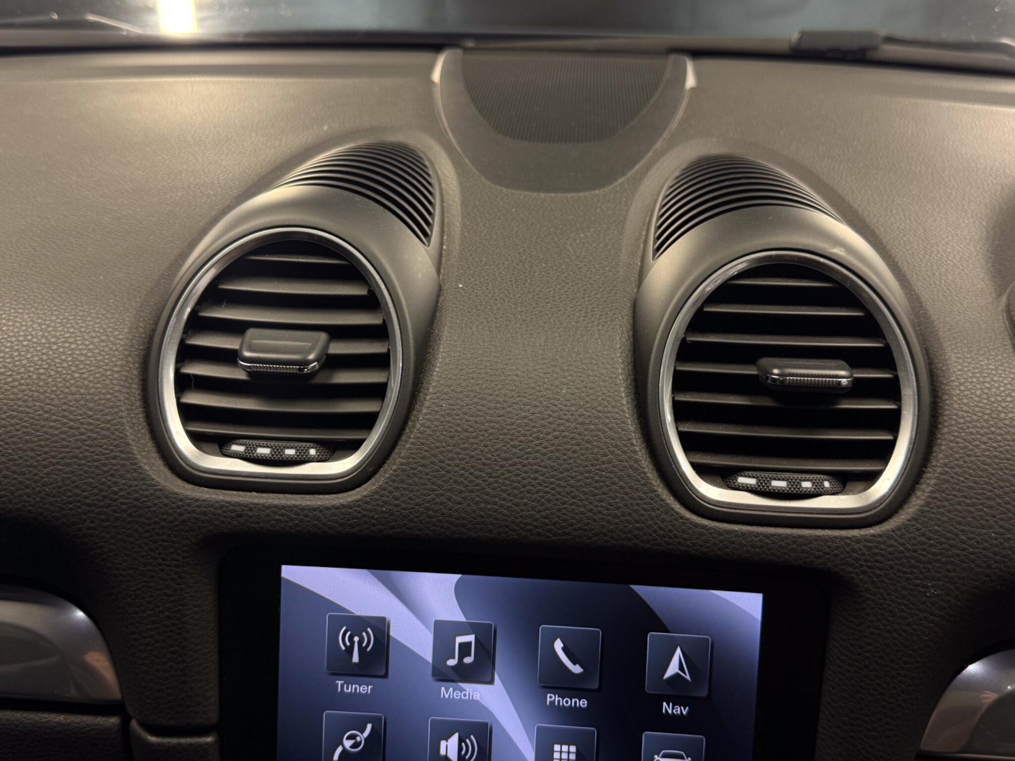 Porsche Cayman view 30