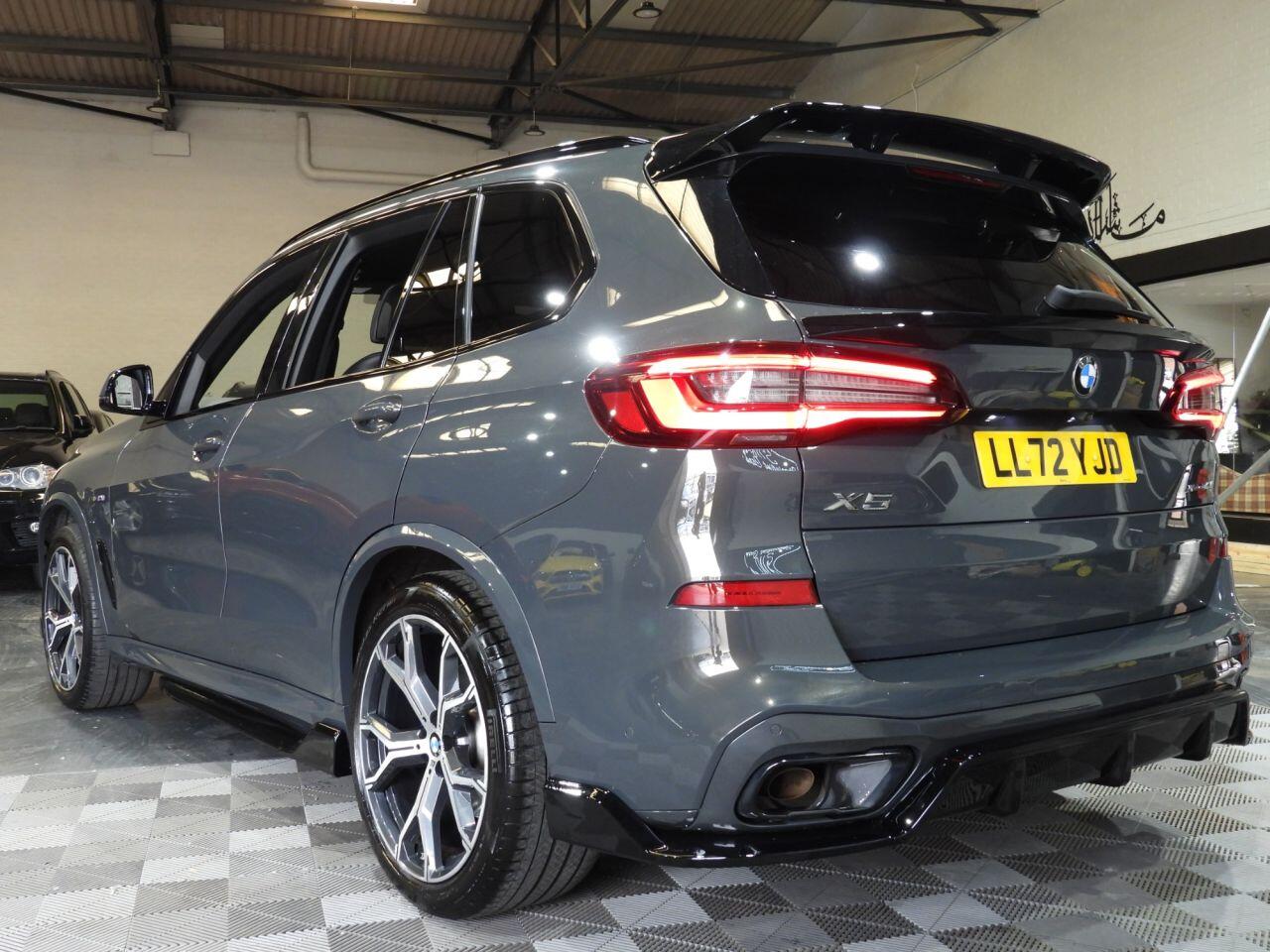 BMW X5 view 12