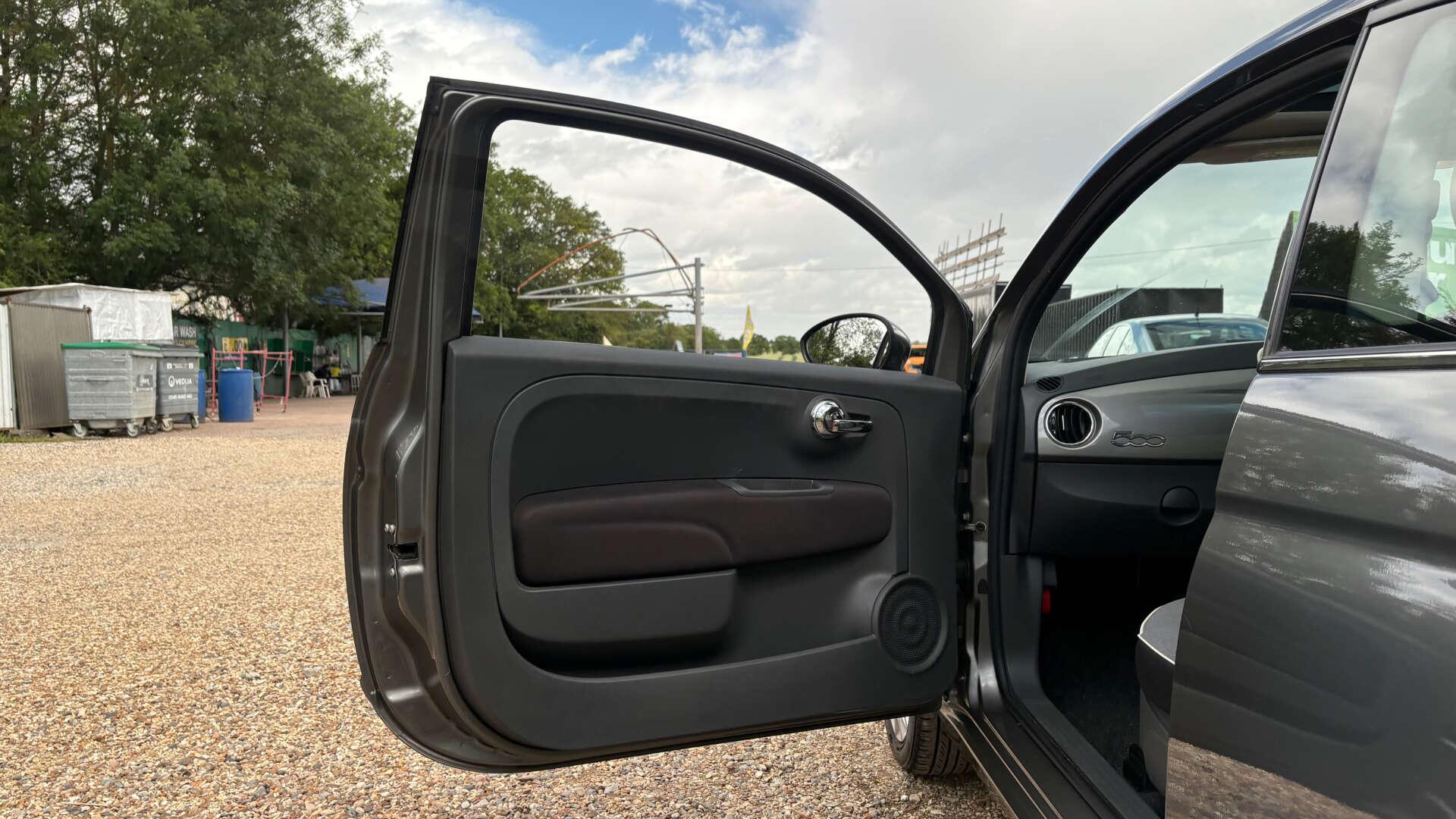 Fiat 500 view 28