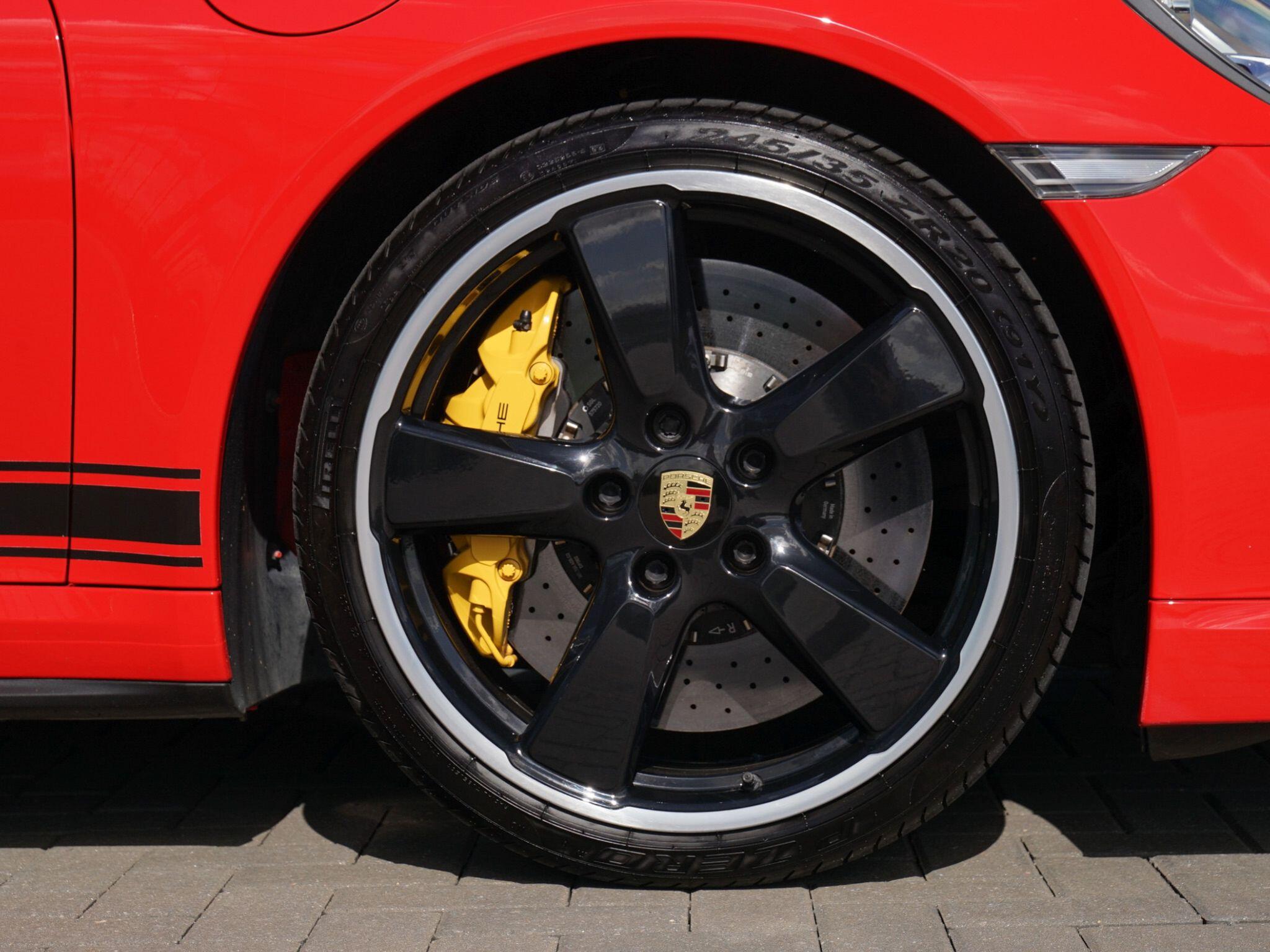 Porsche Cayman view 109
