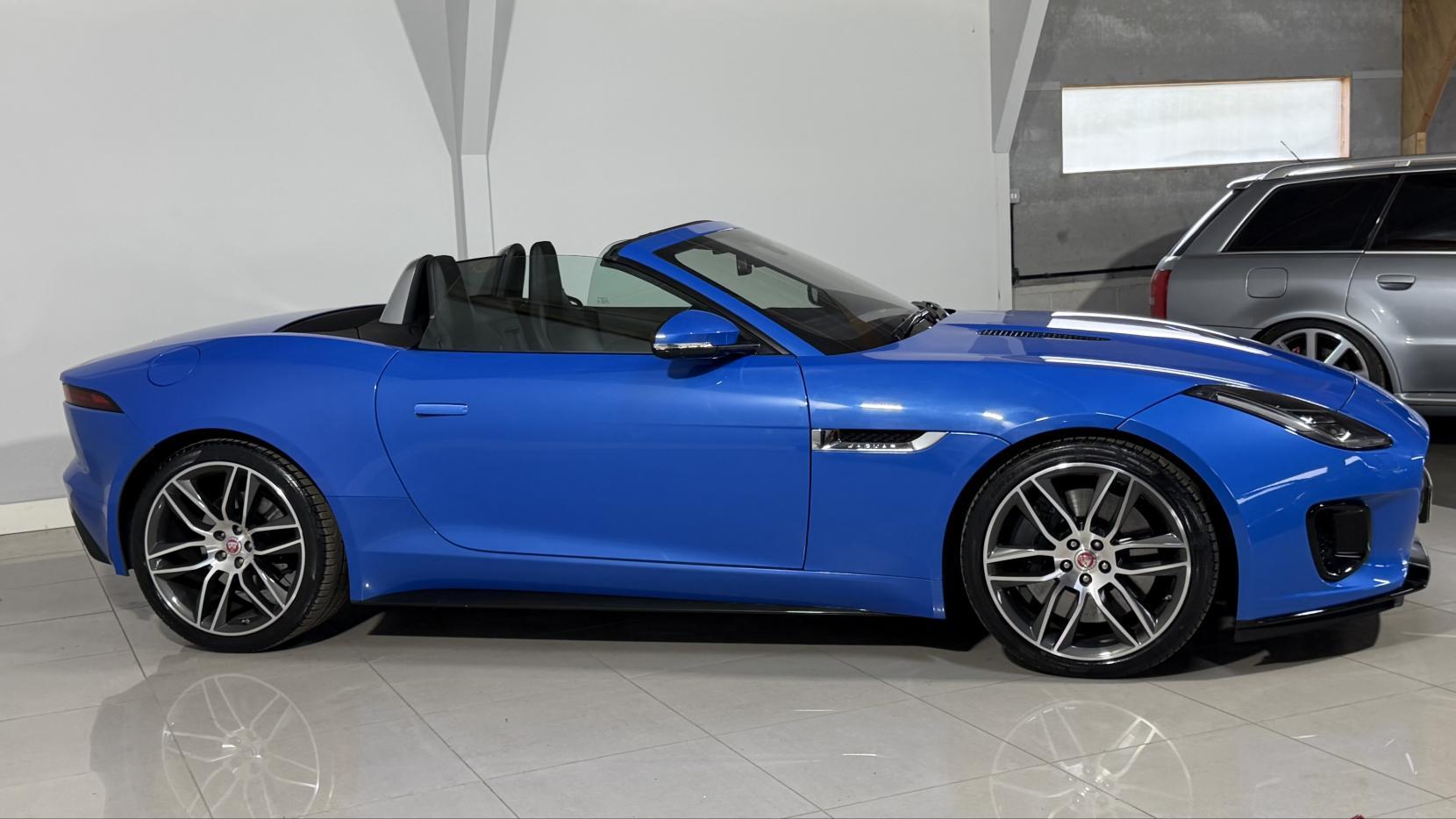 Jaguar F-Type view 18