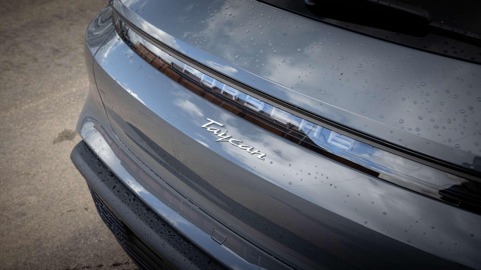 Porsche Taycan view 9