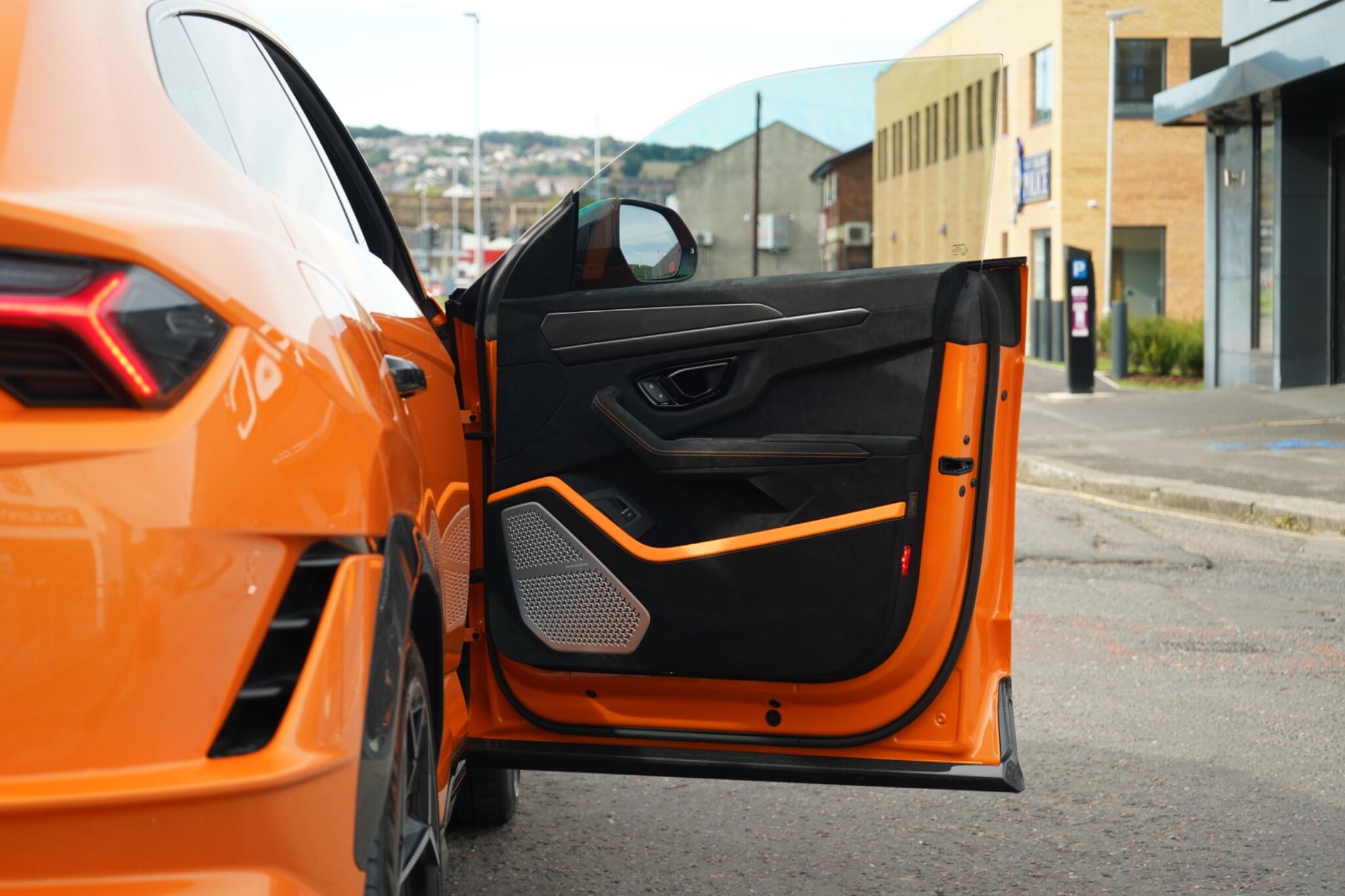 Lamborghini Urus view 19