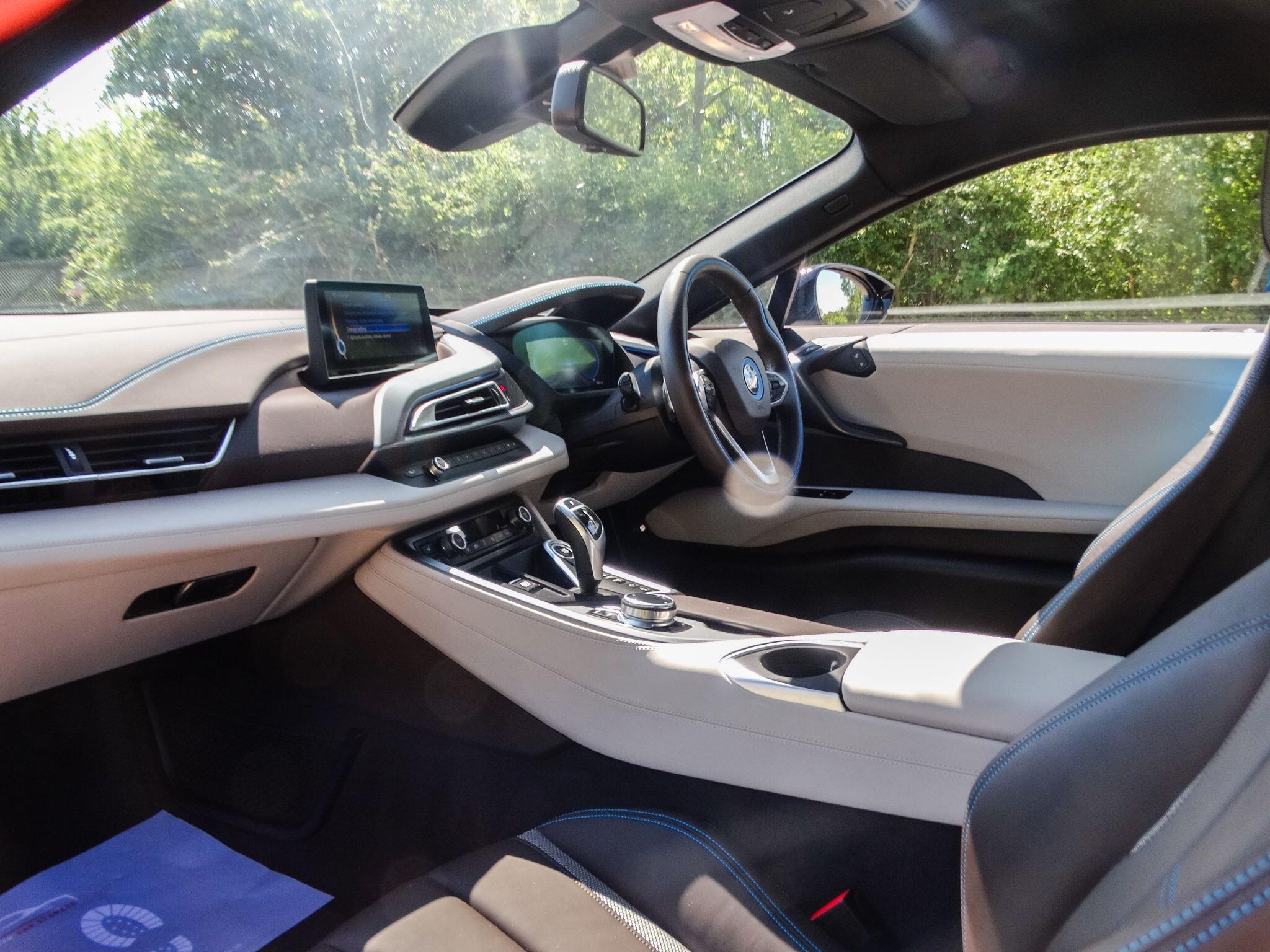 BMW I8 view 18