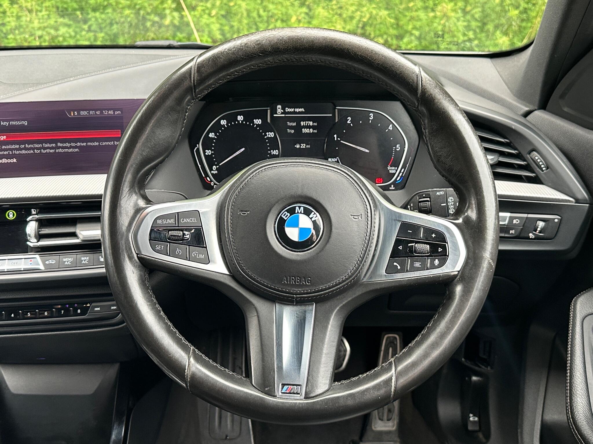 BMW 1 Series view 27