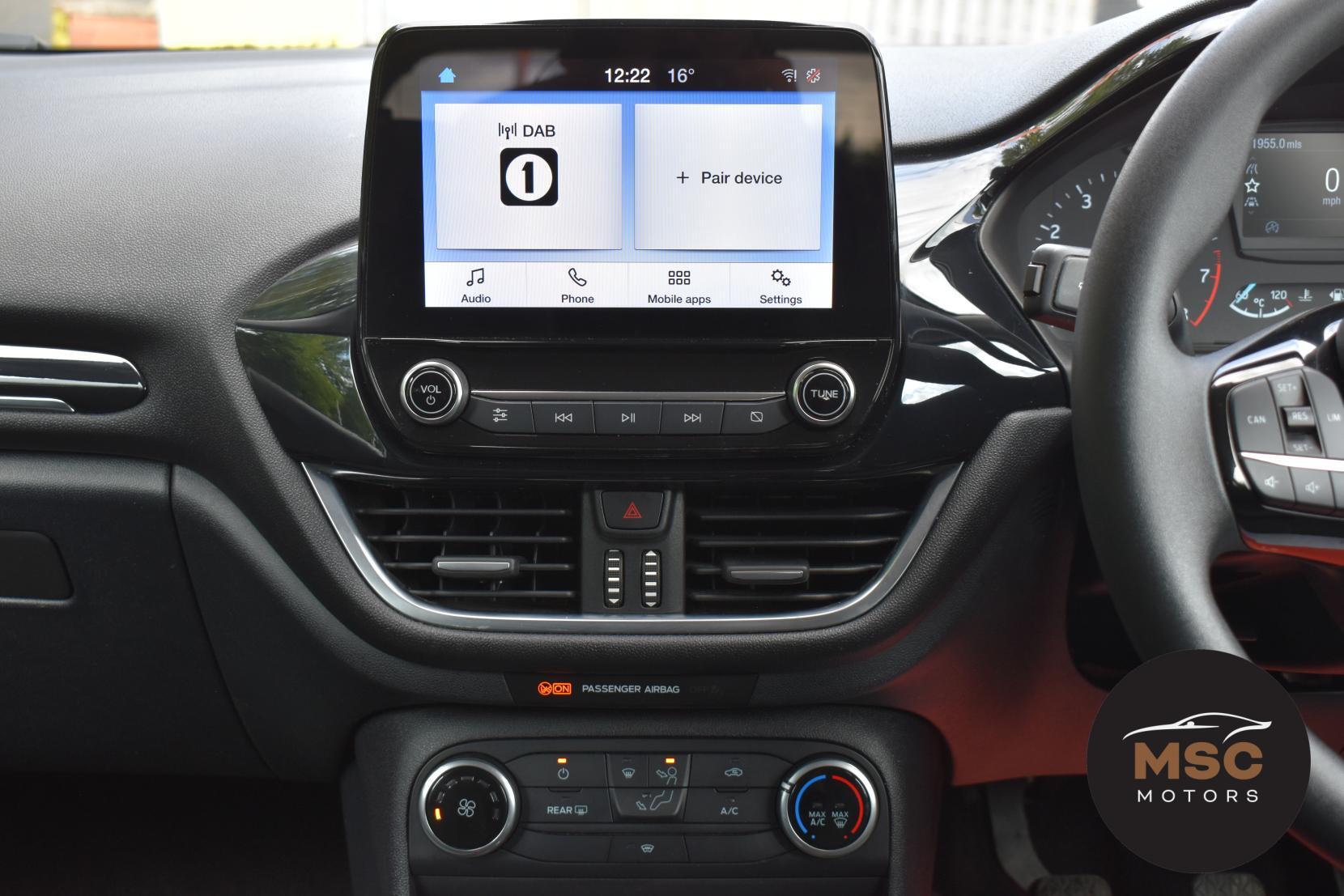 Ford Fiesta view 37