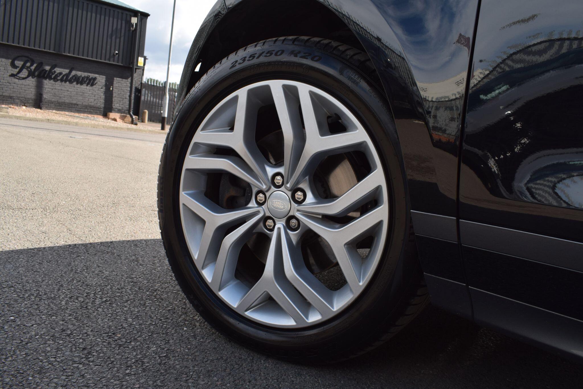 Land Rover Range Rover Evoque view 24