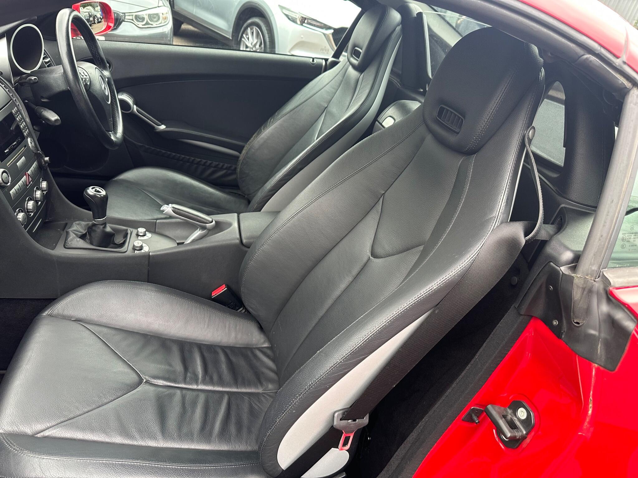 Mercedes-Benz SLK view 15